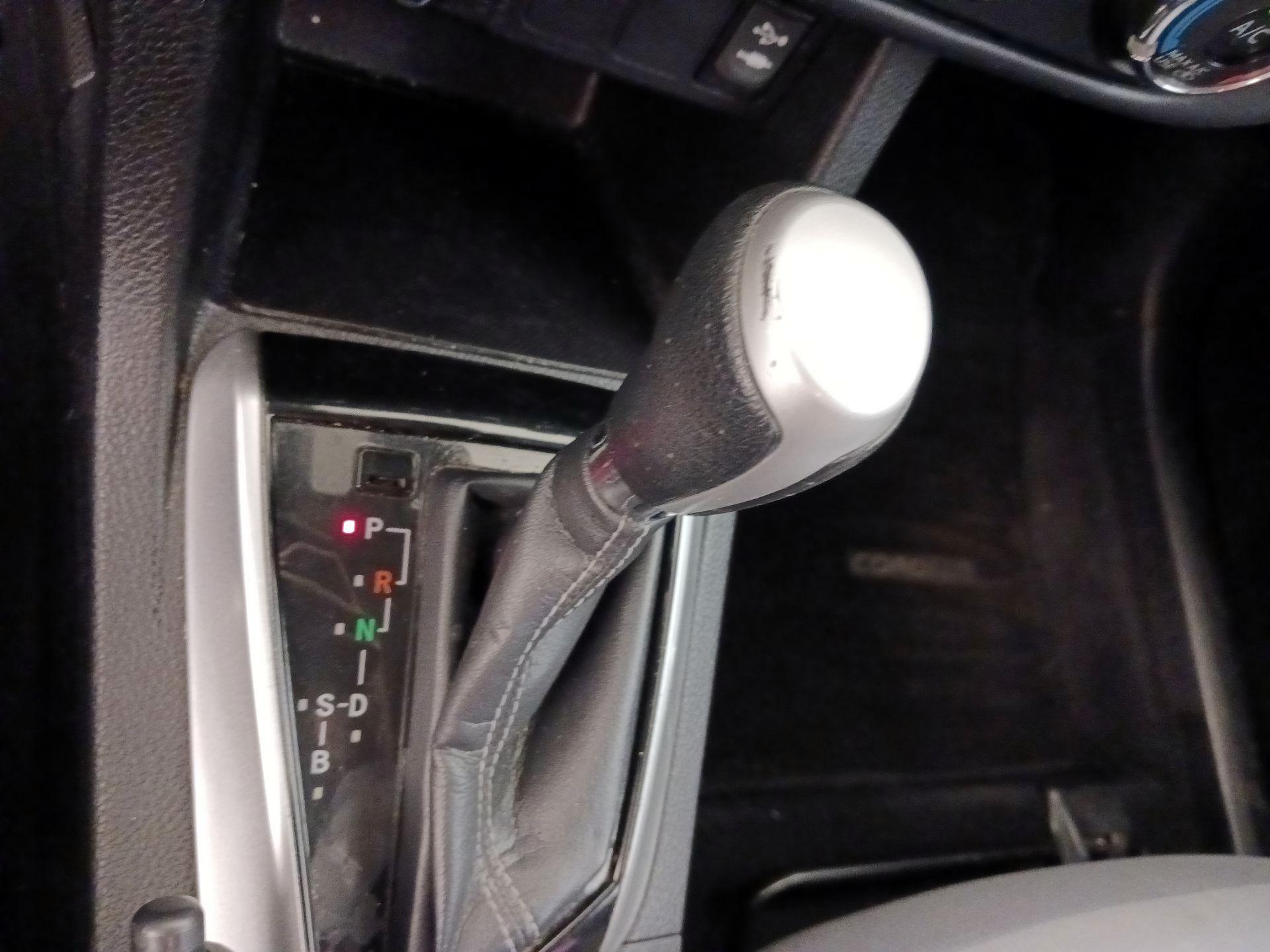 Thumbnail: 2017 Toyota Corolla - 17