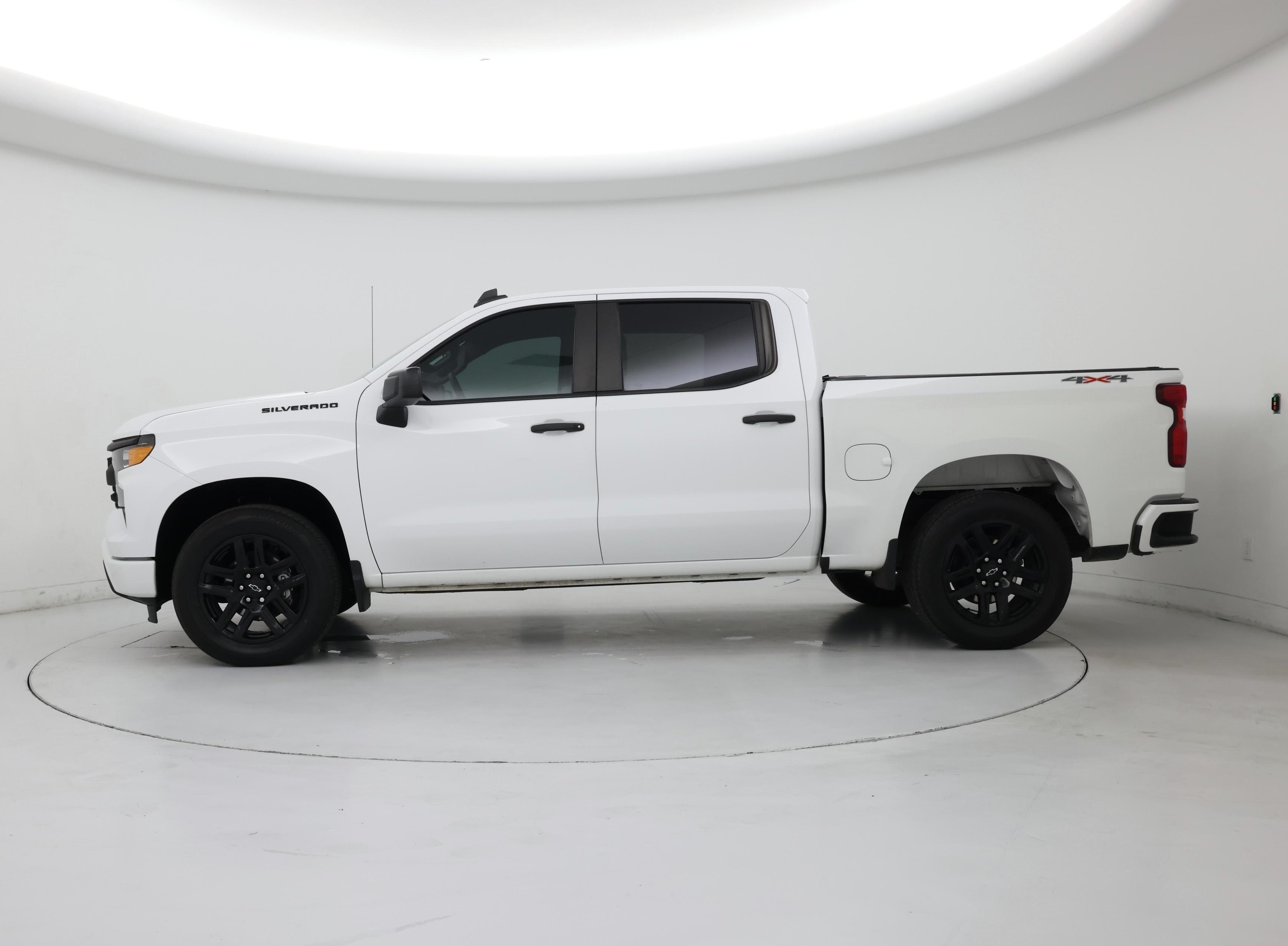 Thumbnail: 2023 Chevrolet Silverado 1500 - 3