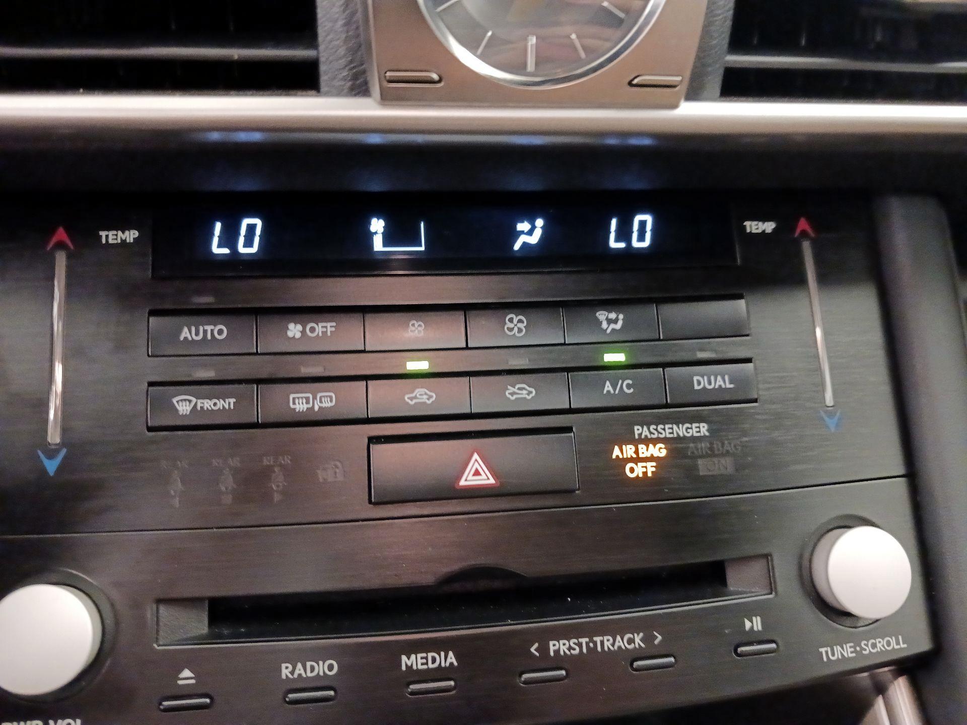 Thumbnail: 2017 Lexus IS - 17