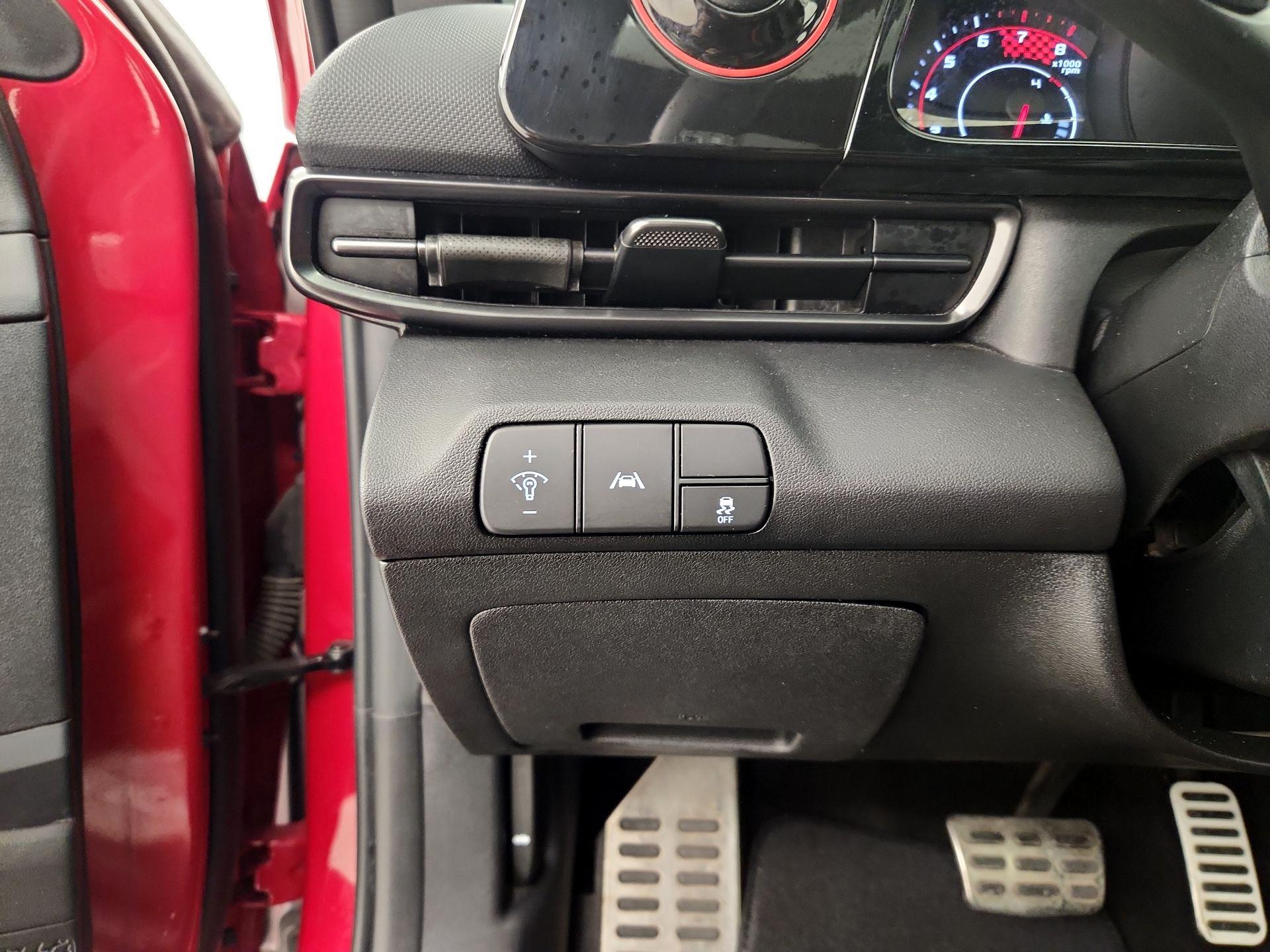 Thumbnail: 2022 Hyundai Elantra - 13