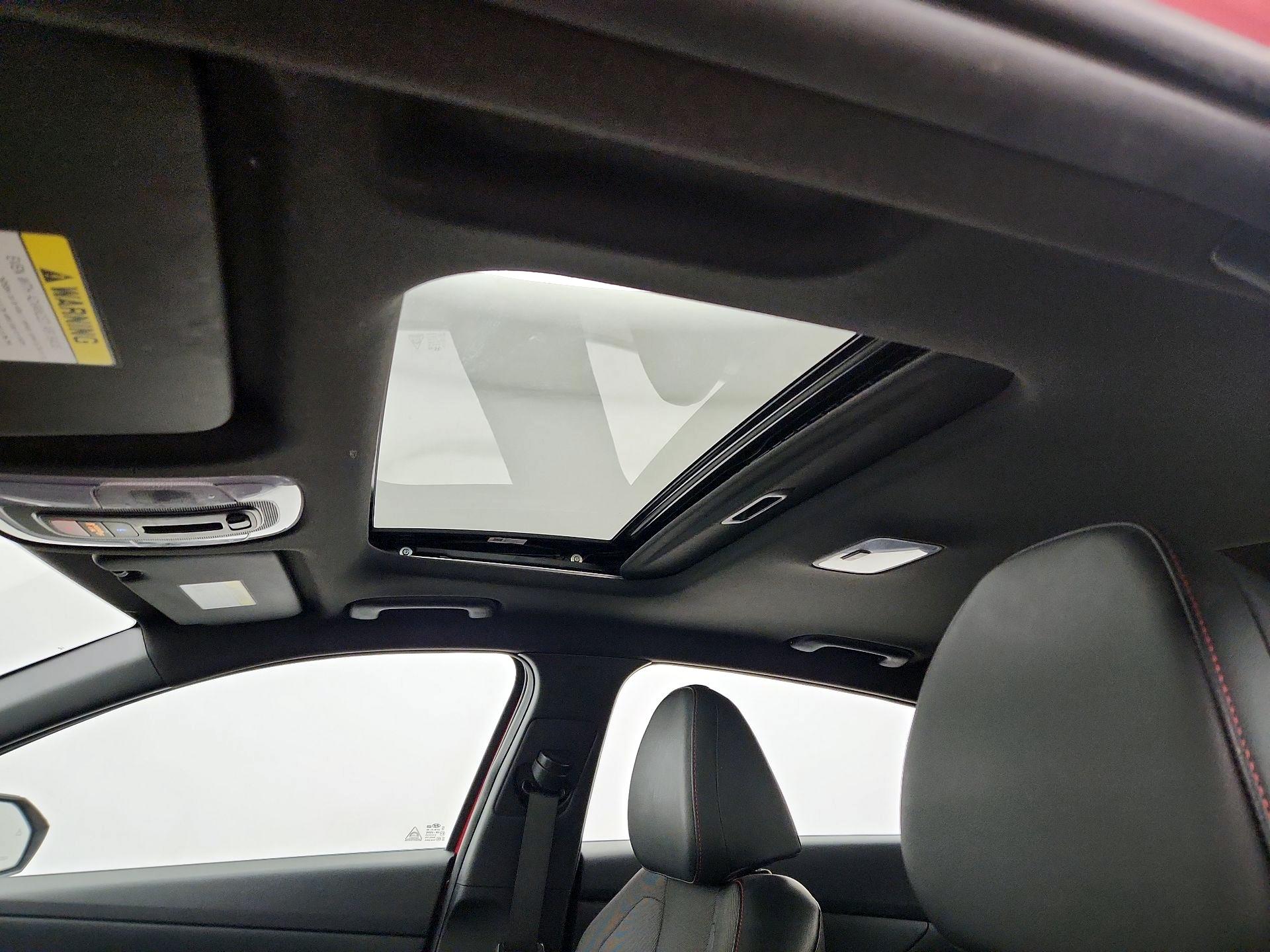 Thumbnail: 2022 Hyundai Elantra - 19