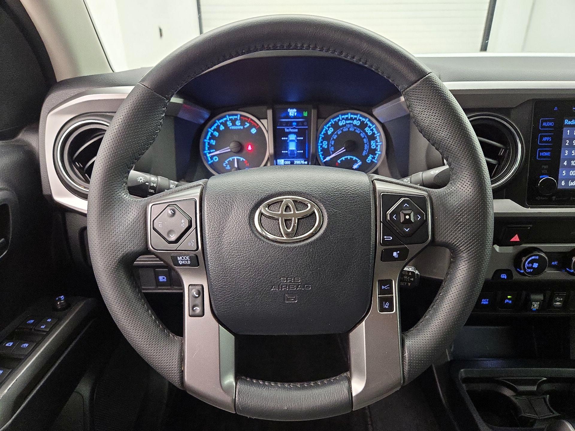 Thumbnail: 2019 Toyota Tacoma - 10