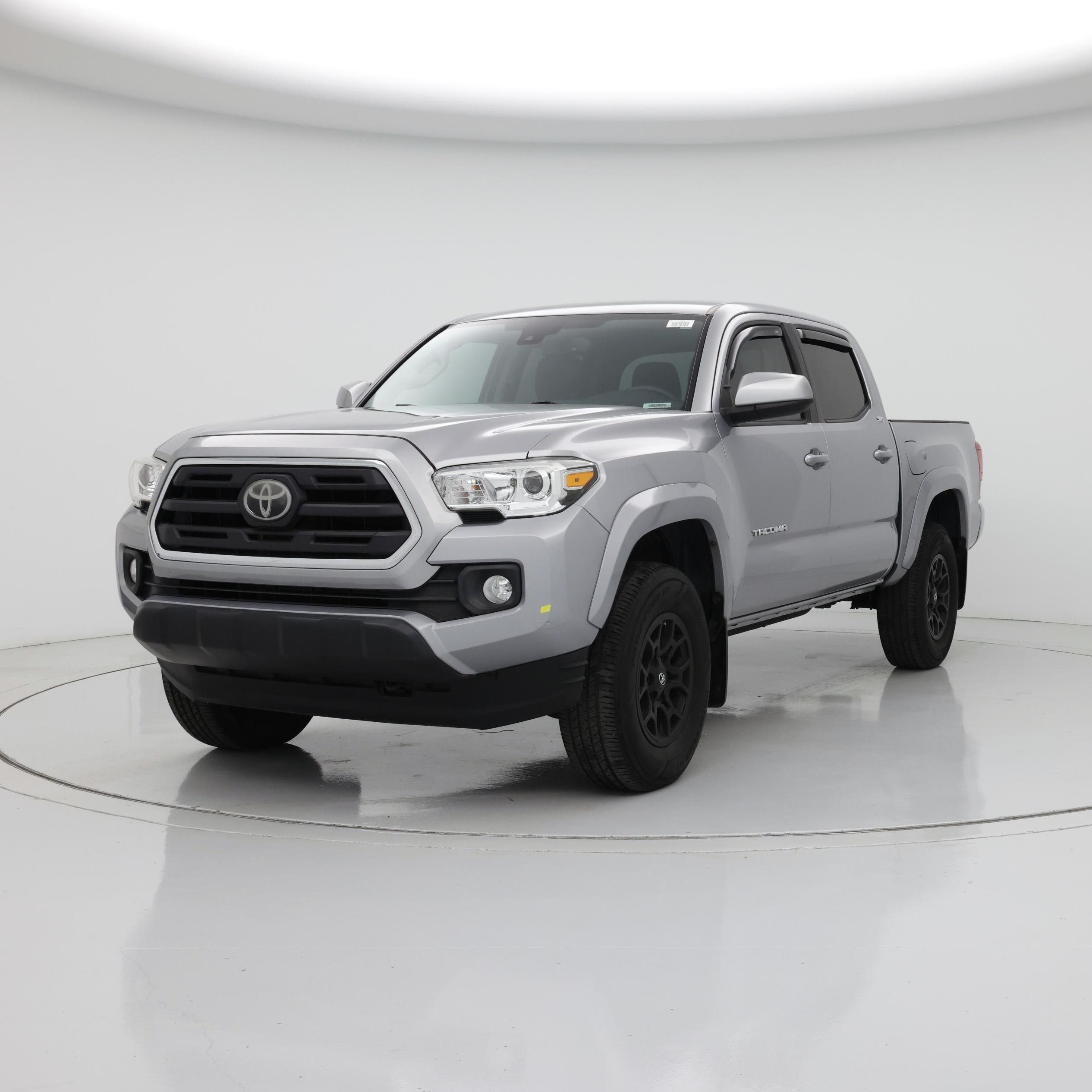 Thumbnail: 2019 Toyota Tacoma - 4
