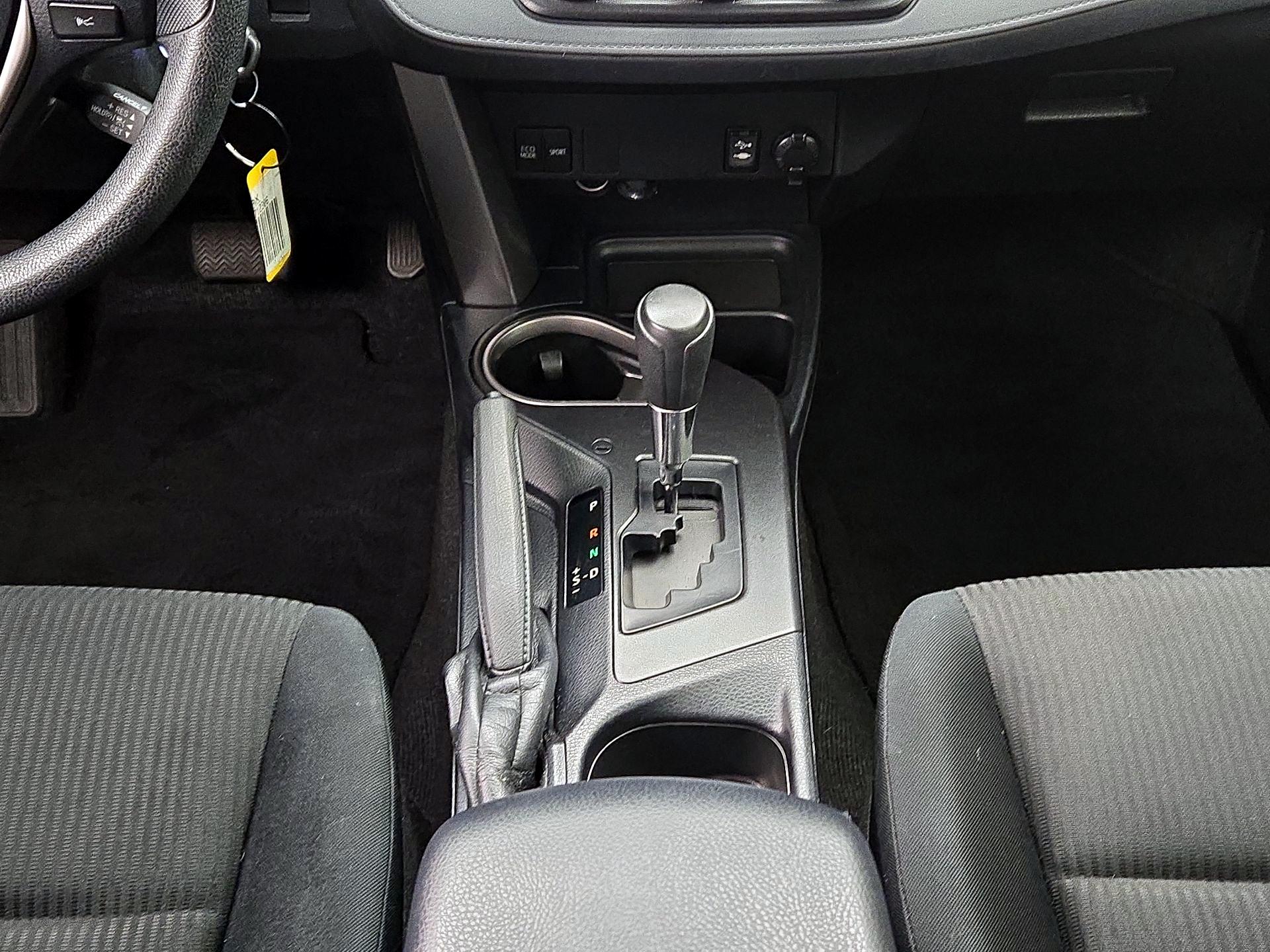 Thumbnail: 2017 Toyota RAV4 - 17