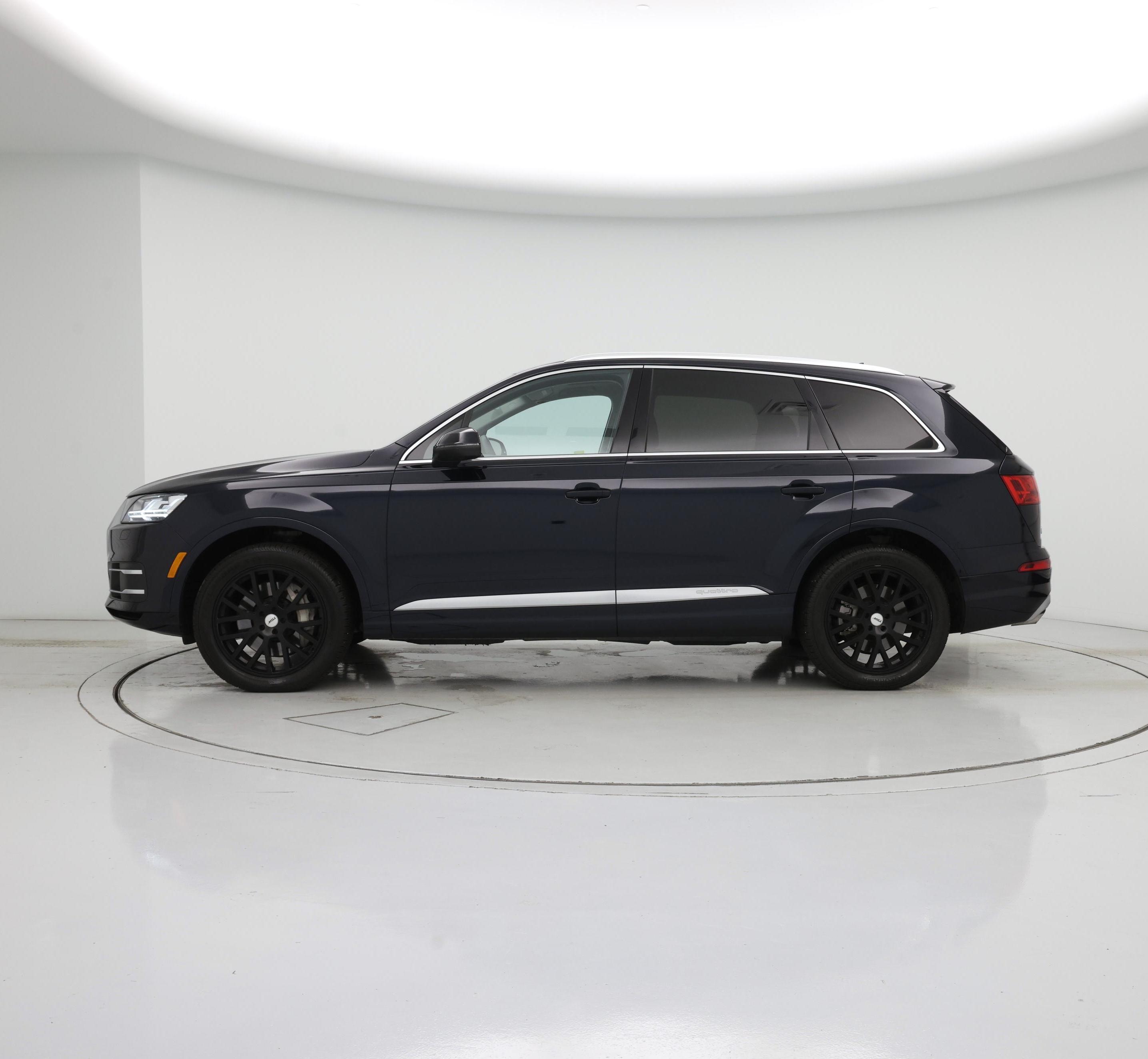 Thumbnail: 2017 Audi Q7 - 3