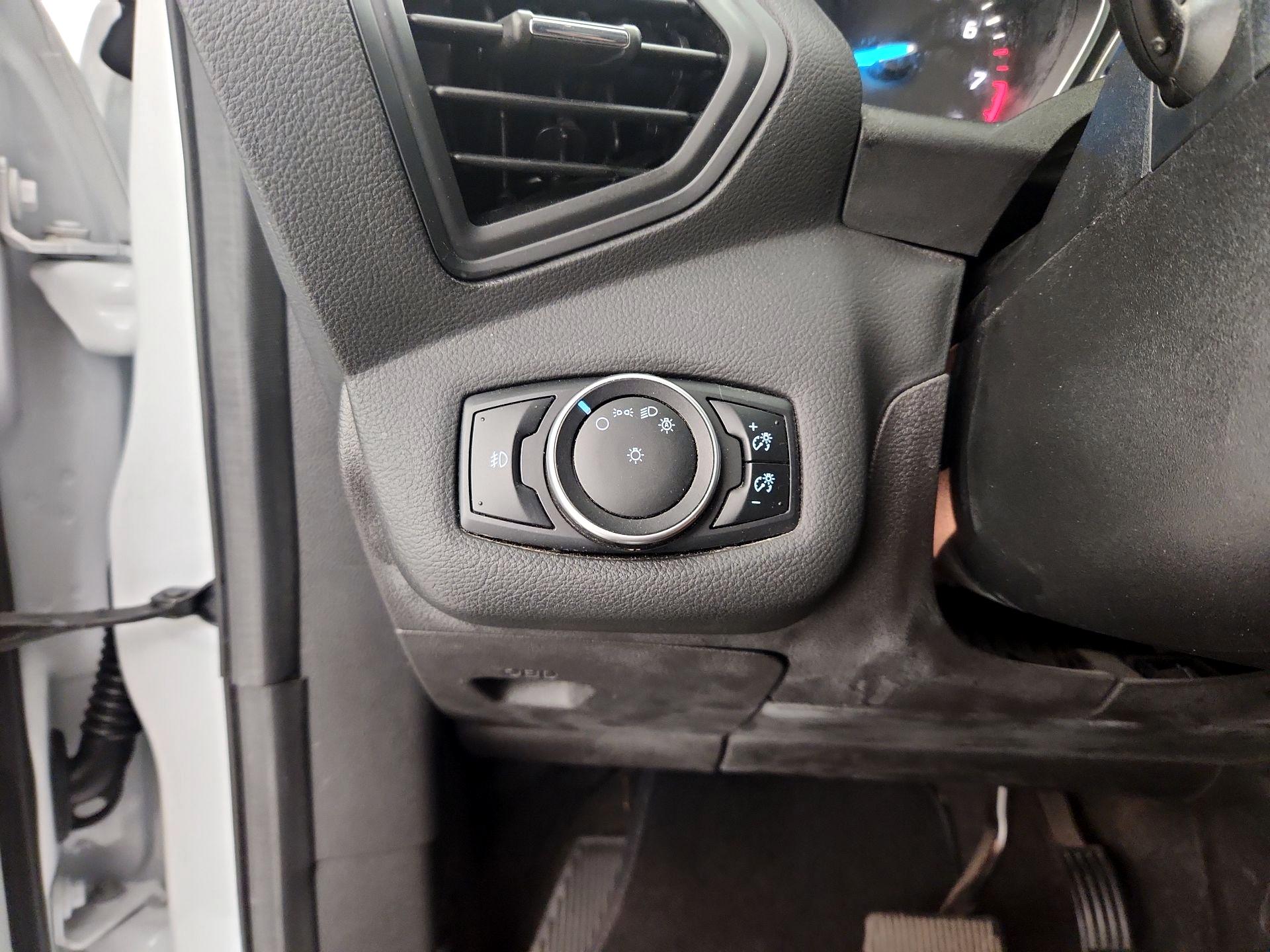 Thumbnail: 2016 Ford Escape - 13