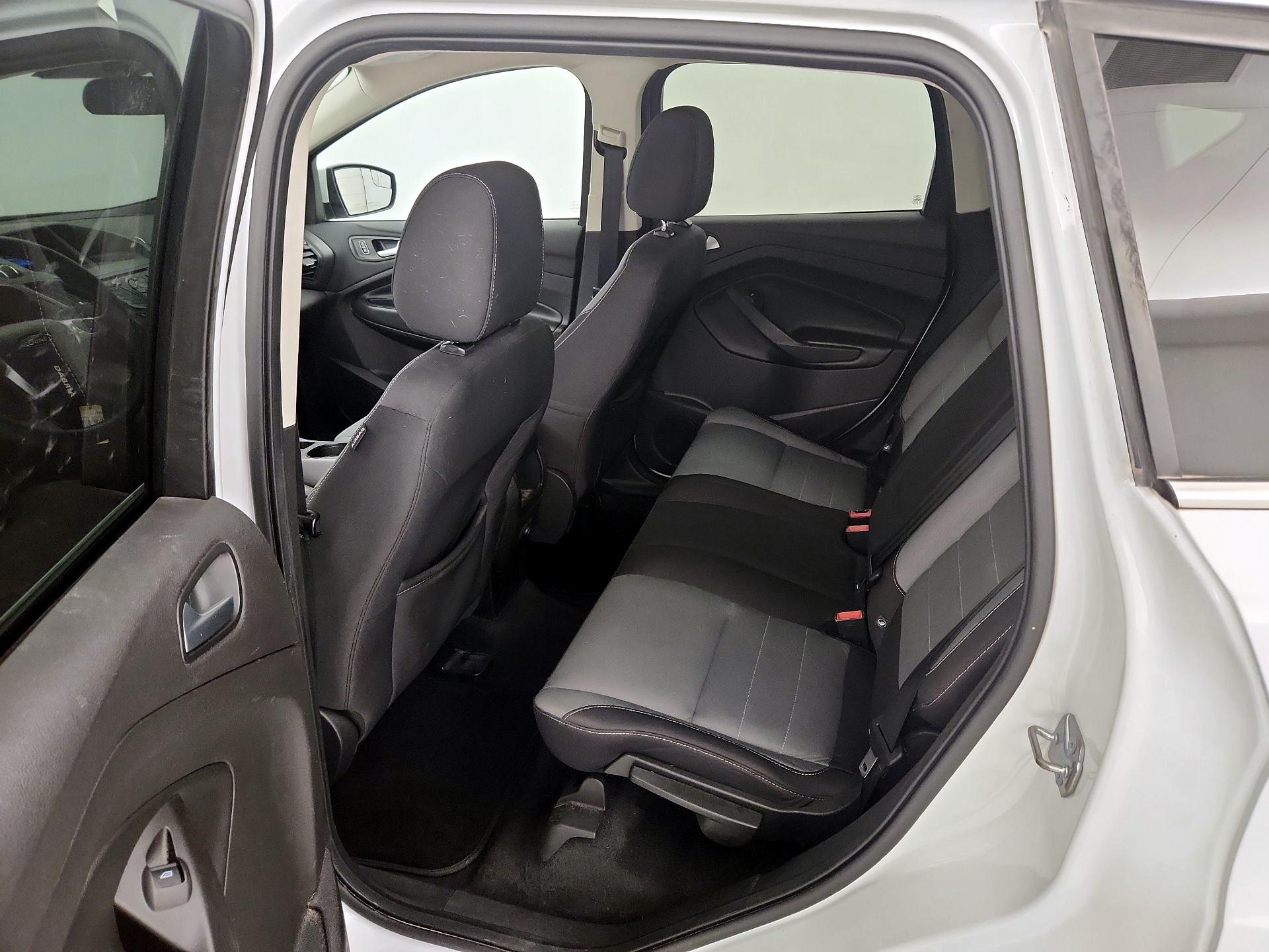 Thumbnail: 2016 Ford Escape - 19