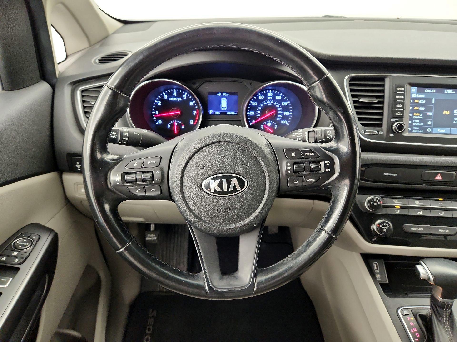 Thumbnail: 2020 Kia Sedona - 10