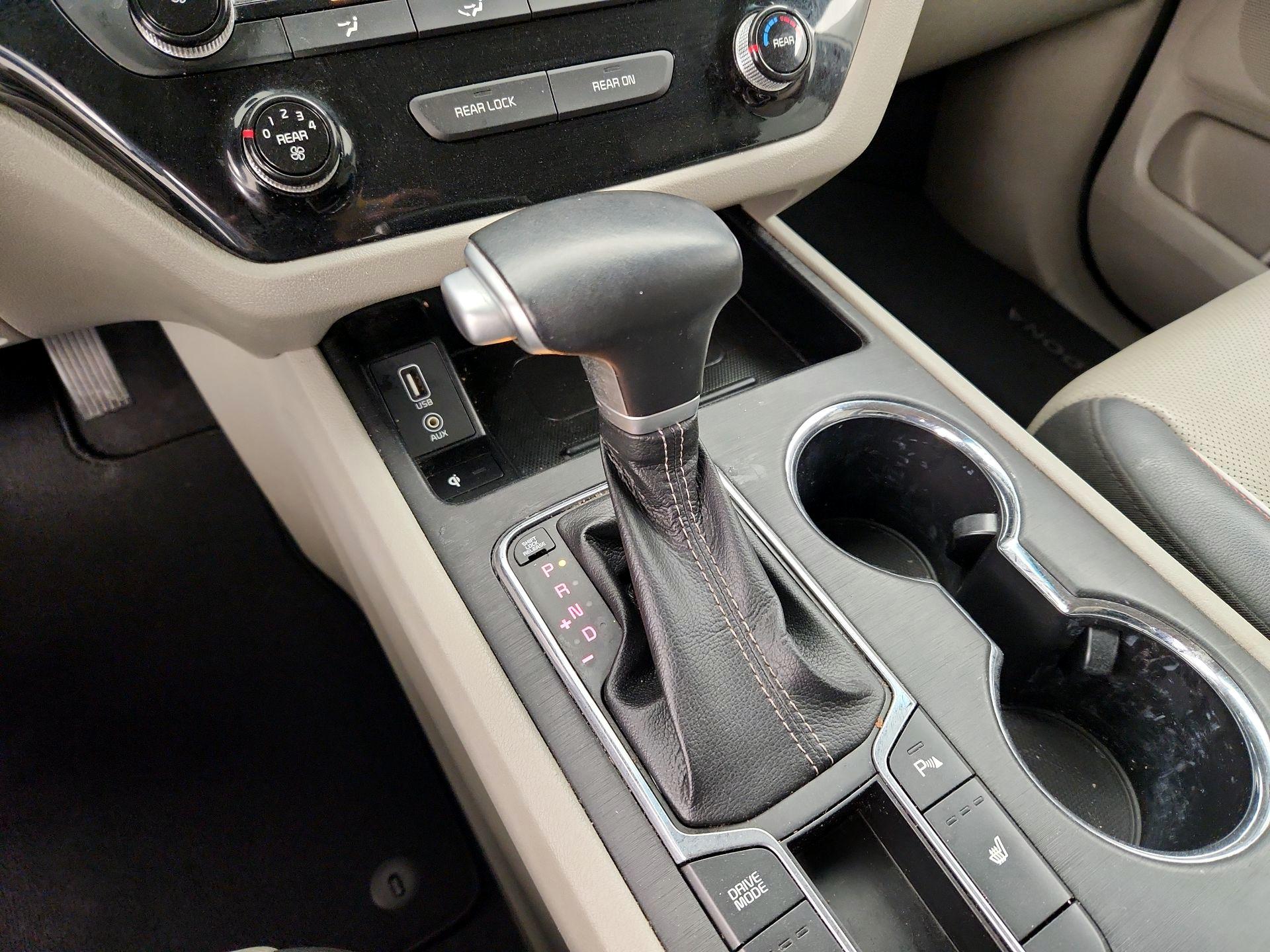 Thumbnail: 2020 Kia Sedona - 17