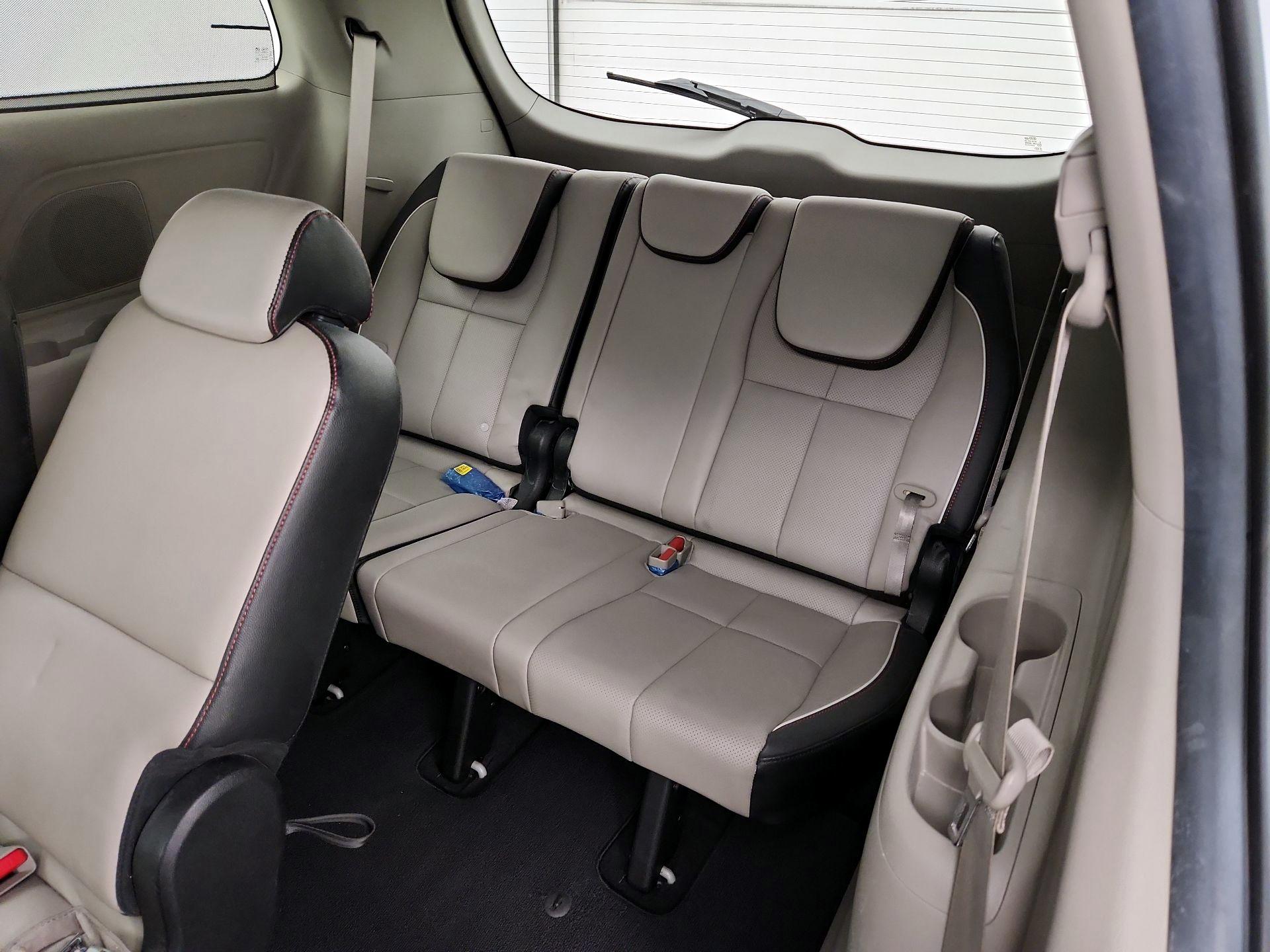 Thumbnail: 2020 Kia Sedona - 20