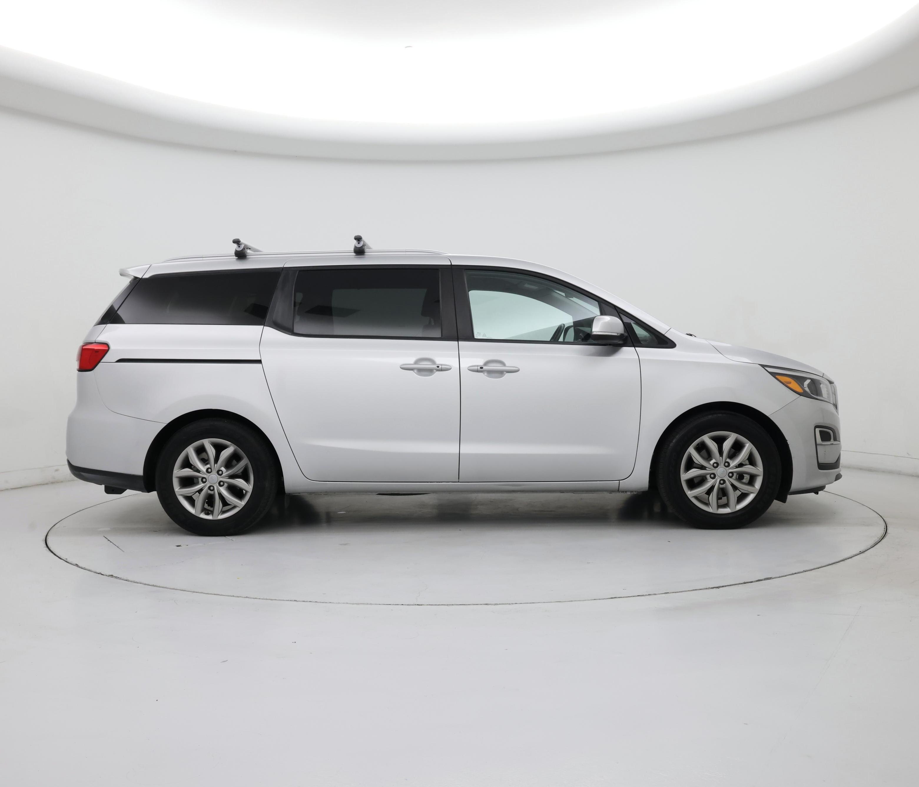 Thumbnail: 2020 Kia Sedona - 7