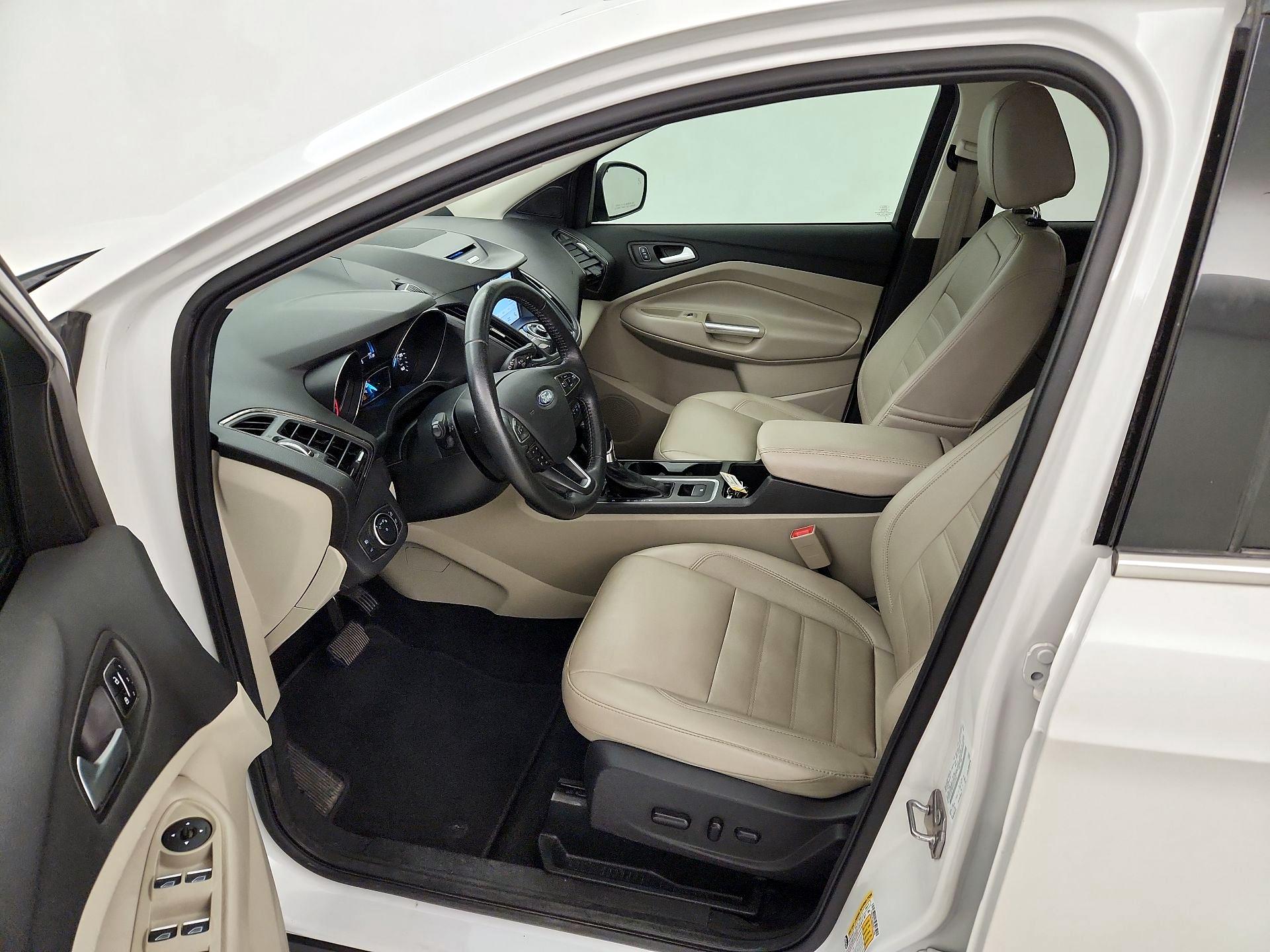 Thumbnail: 2017 Ford Escape - 11