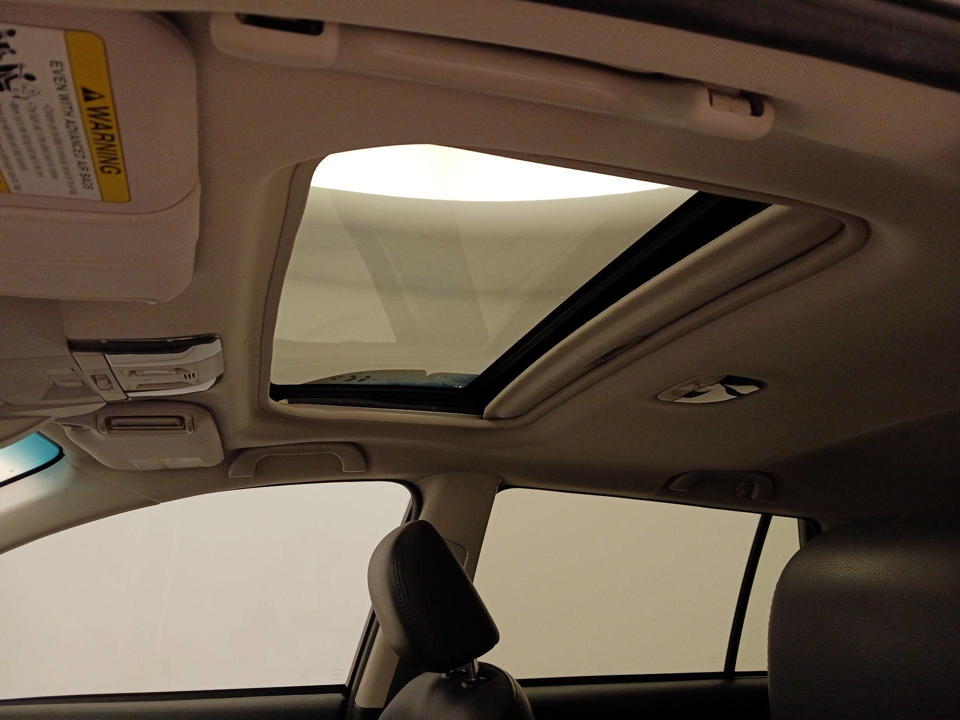 Thumbnail: 2014 Subaru Outback - 20