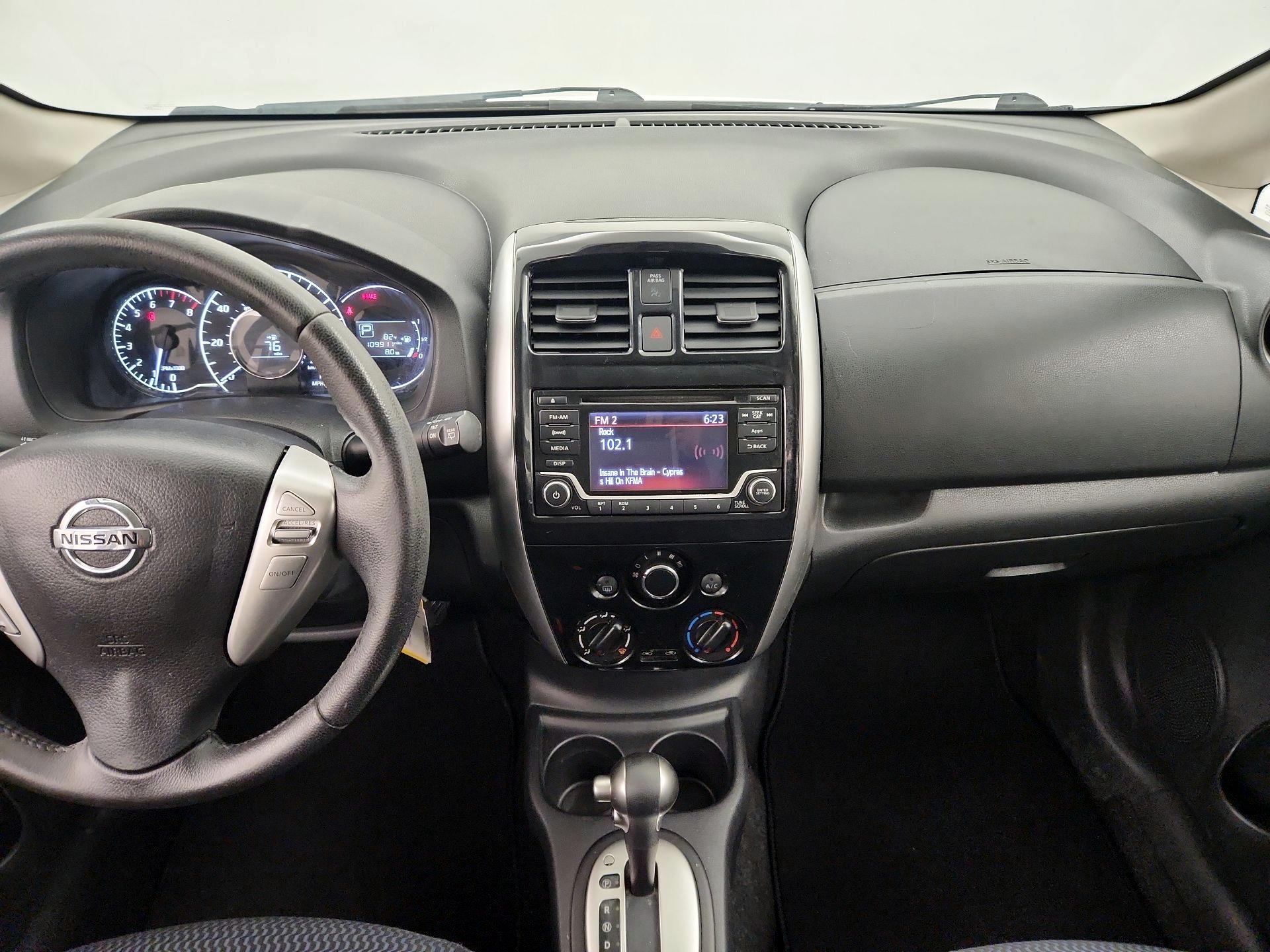 Thumbnail: 2016 Nissan Versa Note - 9