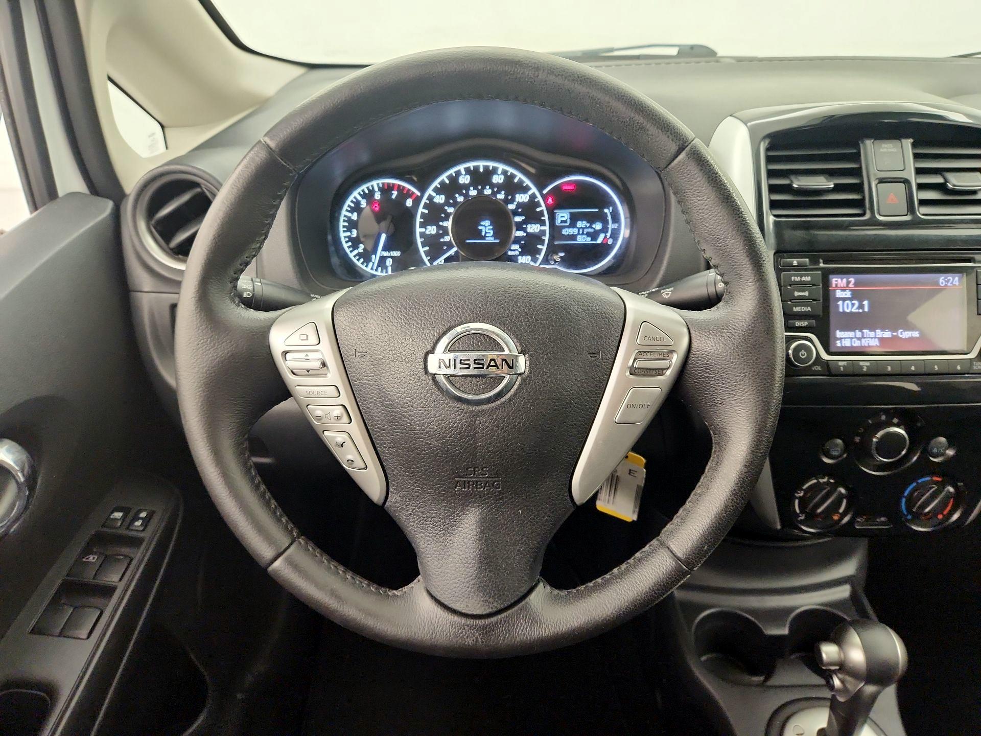 Thumbnail: 2016 Nissan Versa Note - 10