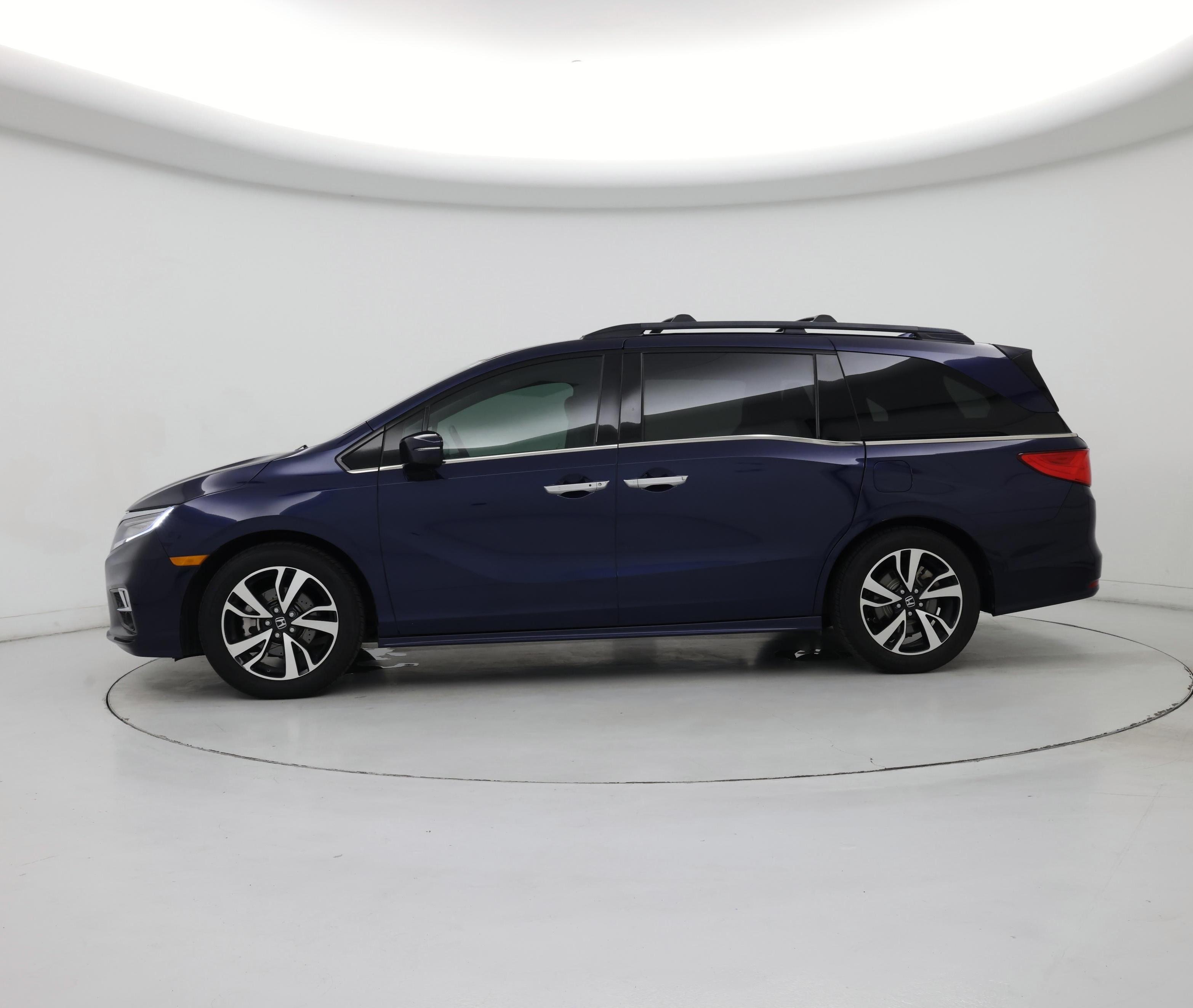 Thumbnail: 2018 Honda Odyssey - 3