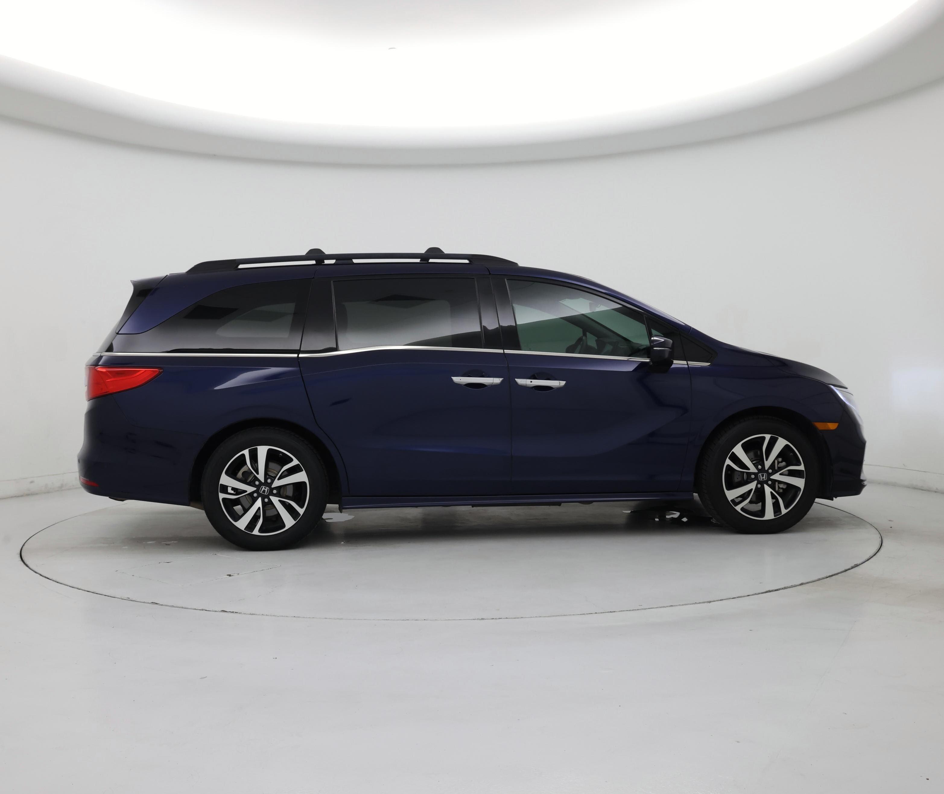 Thumbnail: 2018 Honda Odyssey - 7