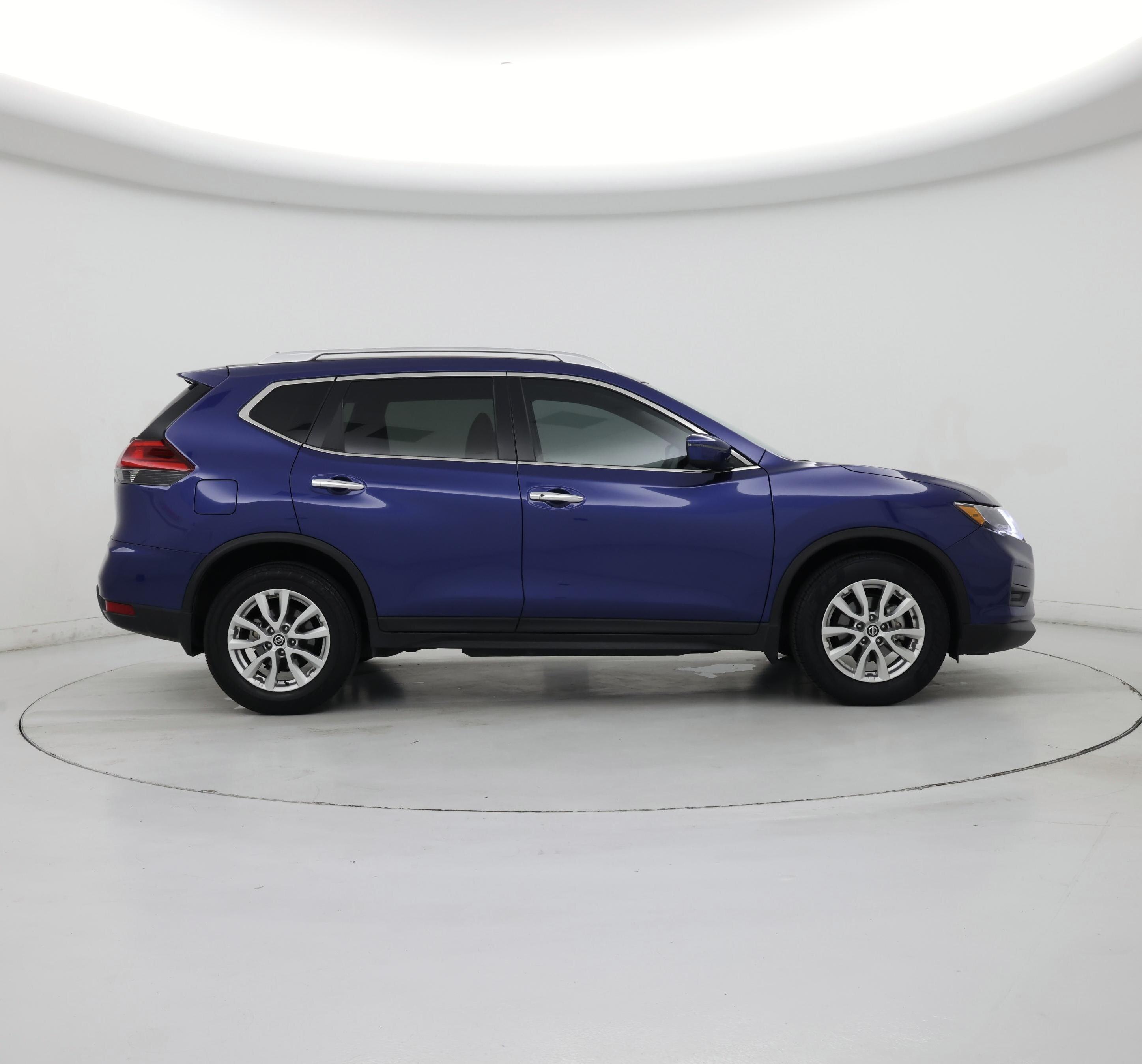 Thumbnail: 2017 Nissan Rogue - 7