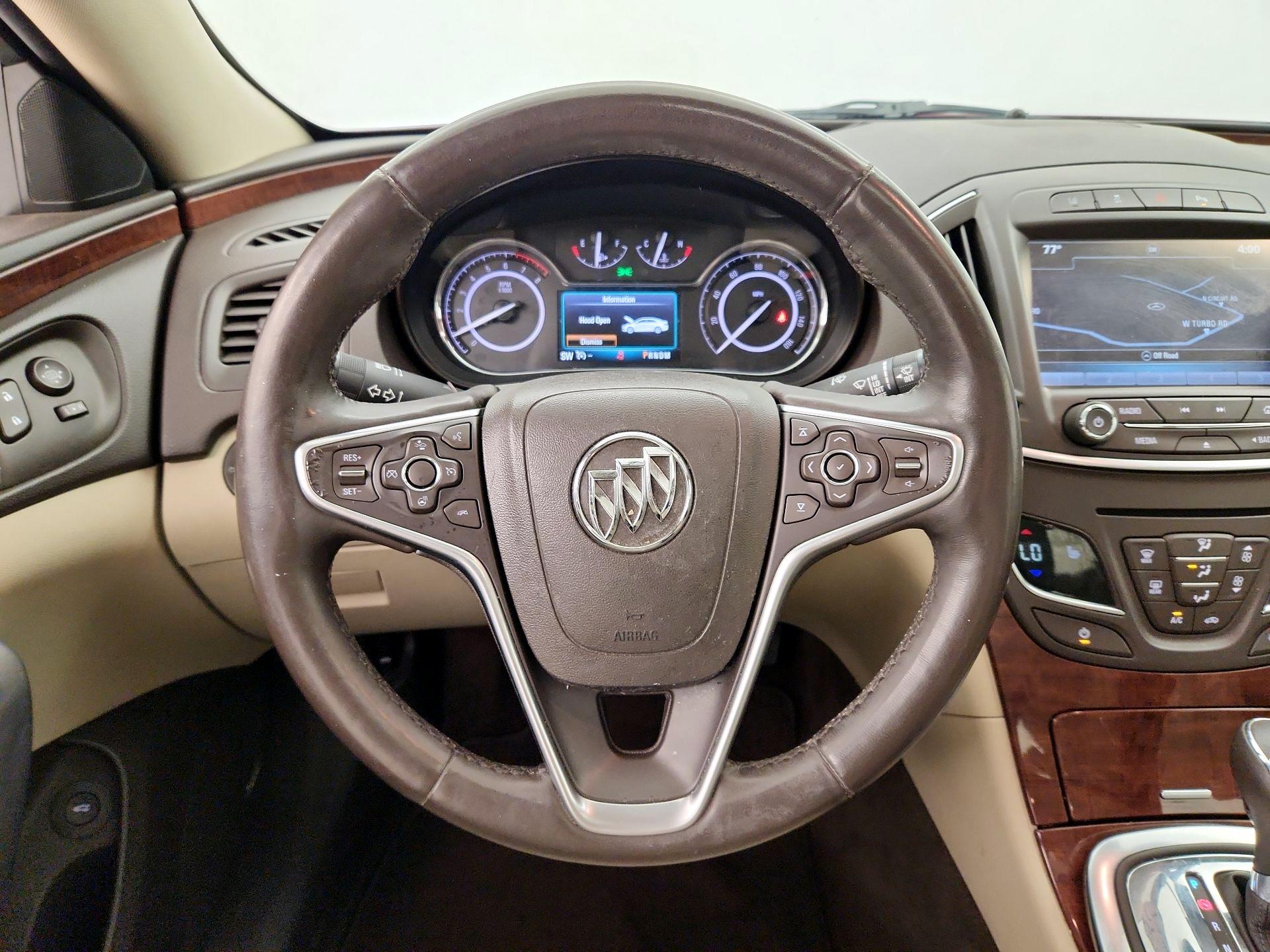 Thumbnail: 2016 Buick Regal - 10