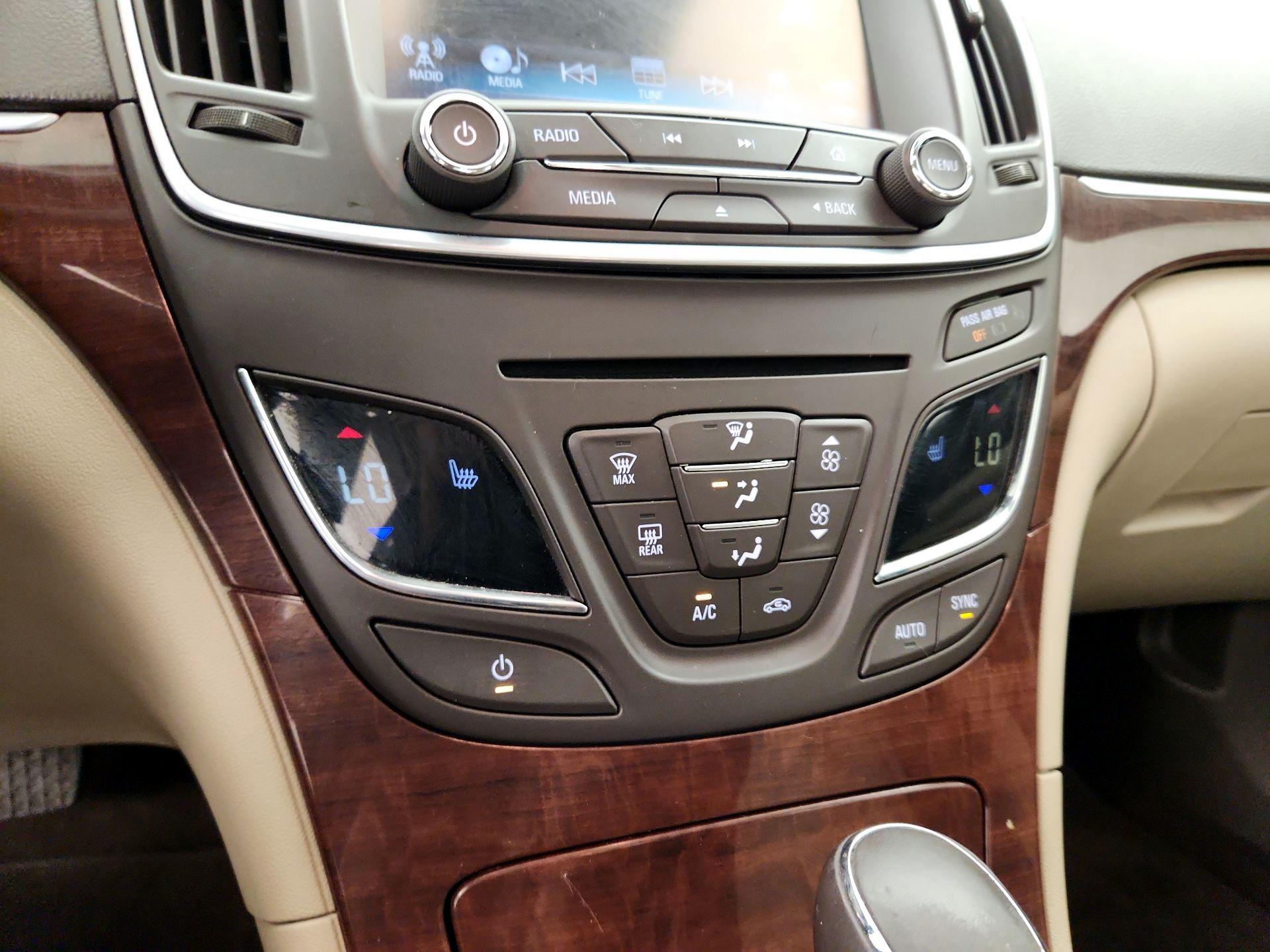 Thumbnail: 2016 Buick Regal - 17