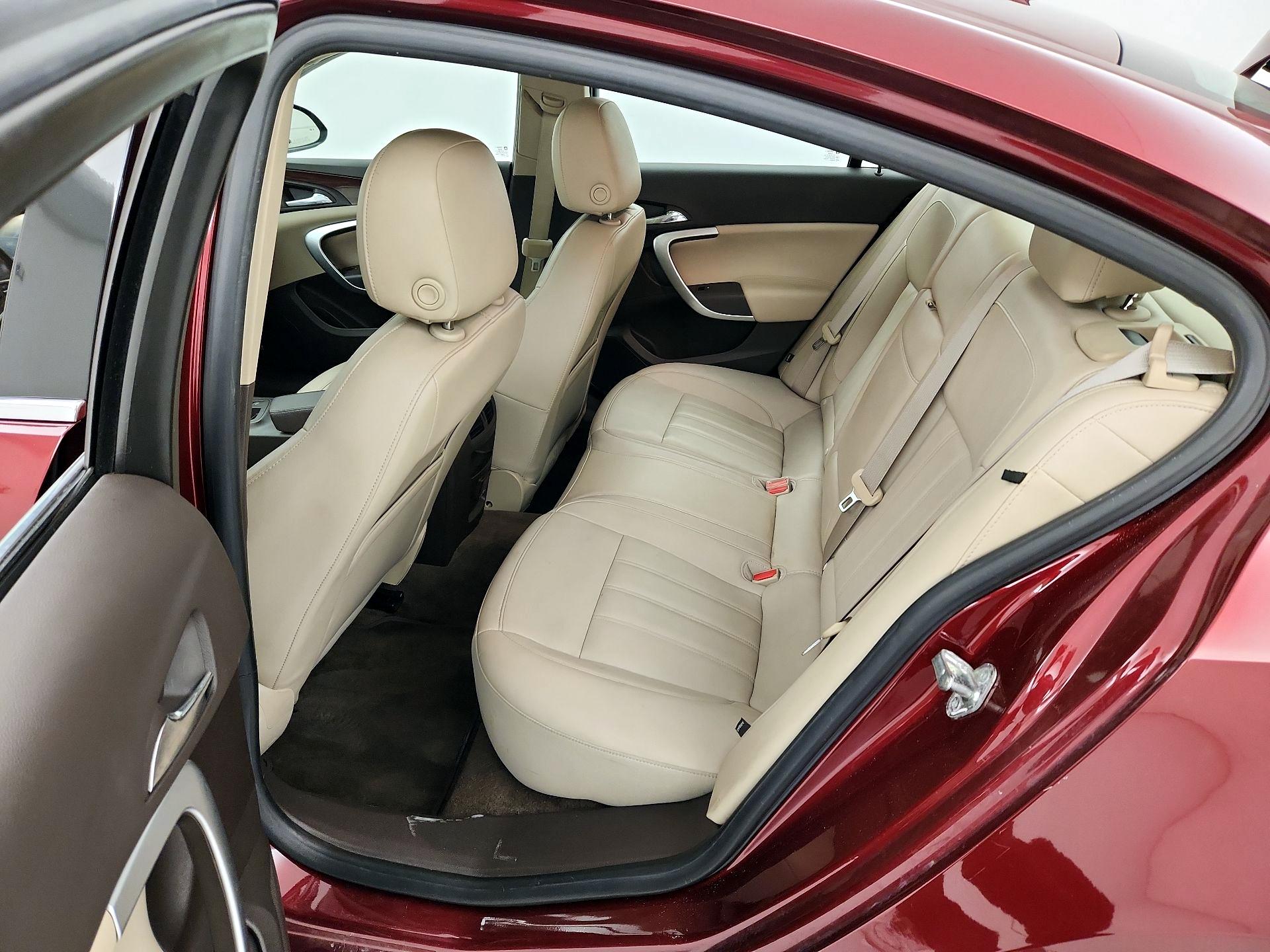 Thumbnail: 2016 Buick Regal - 20