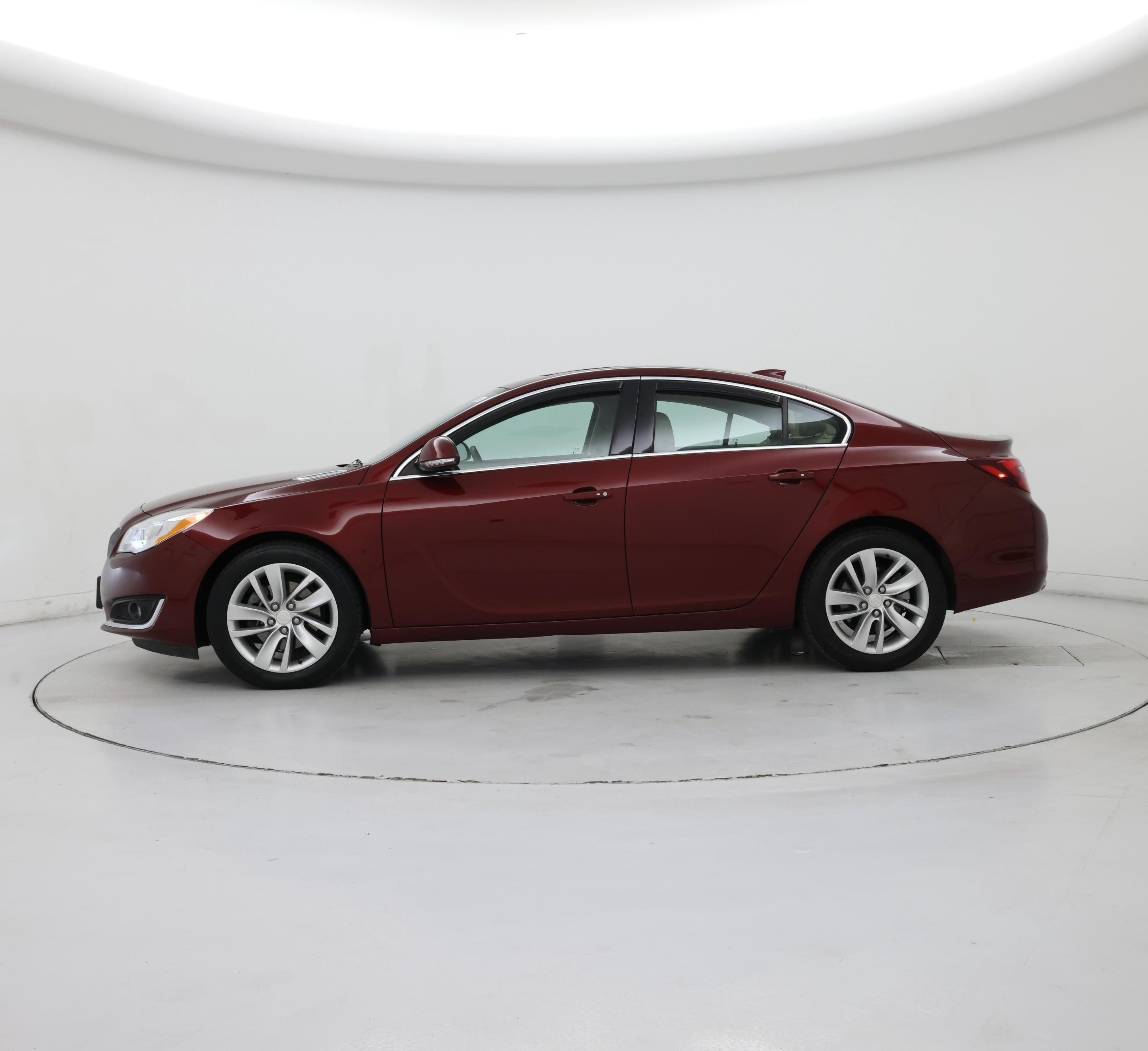 Thumbnail: 2016 Buick Regal - 3