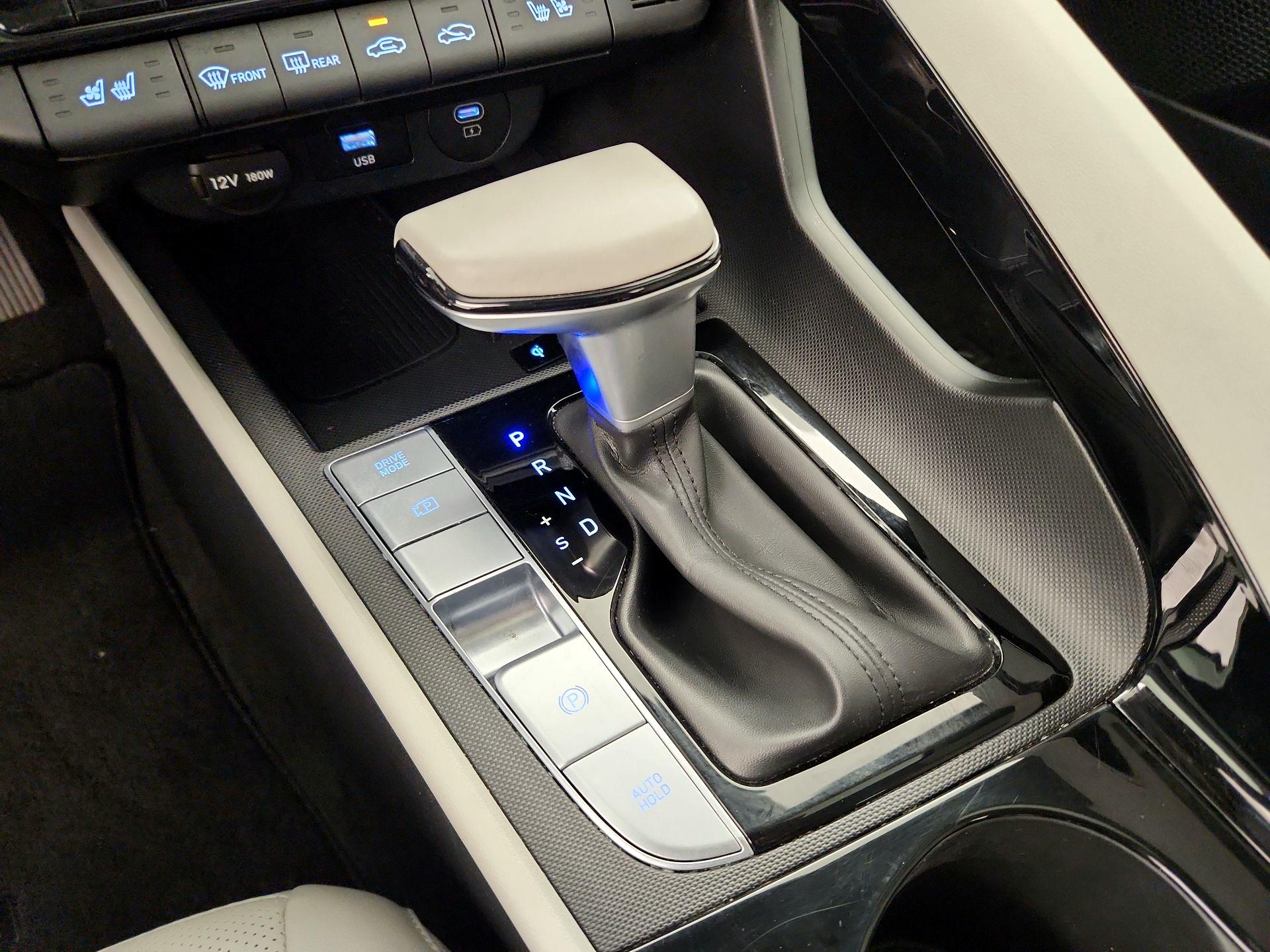 Thumbnail: 2025 Hyundai Elantra - 18
