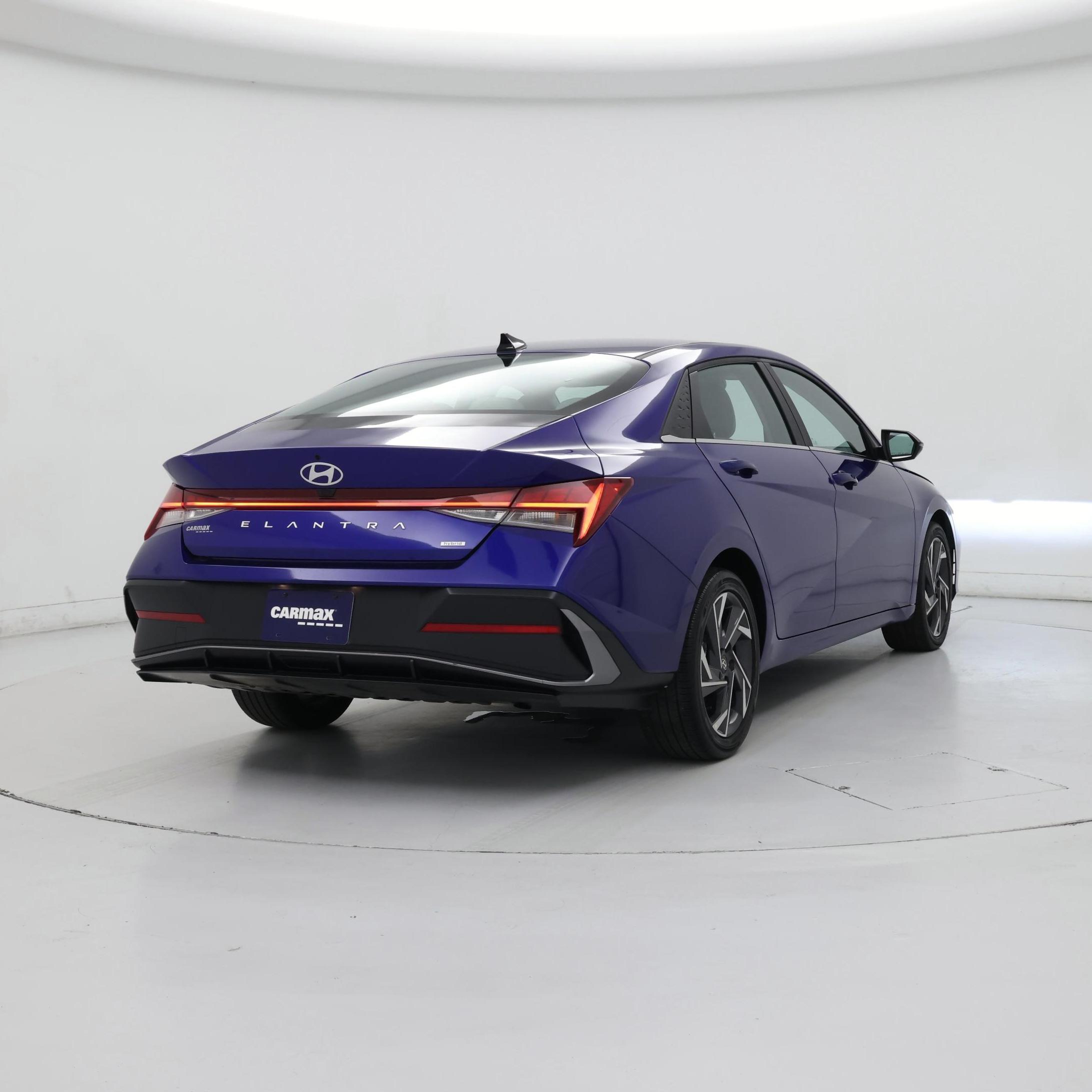 Thumbnail: 2025 Hyundai Elantra - 8