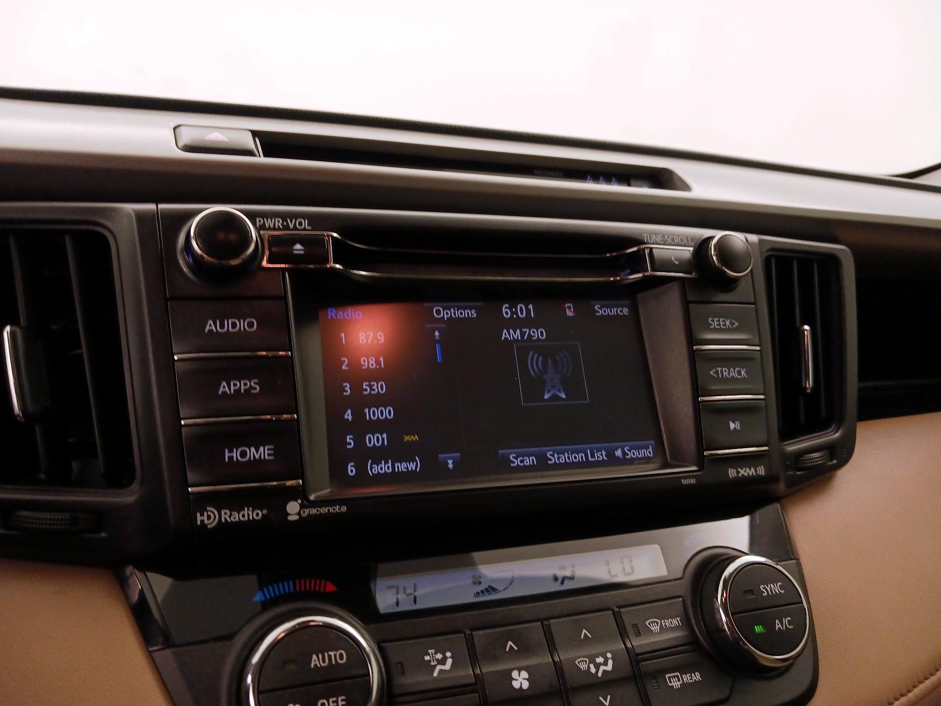 Thumbnail: 2017 Toyota RAV4 - 15