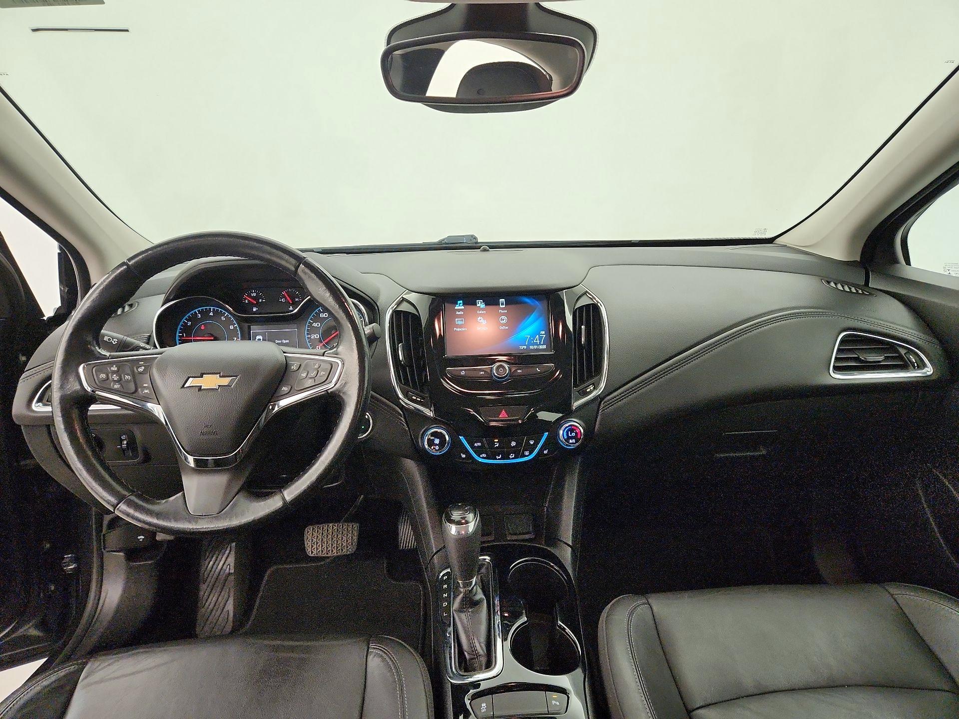 Thumbnail: 2017 Chevrolet Cruze - 9