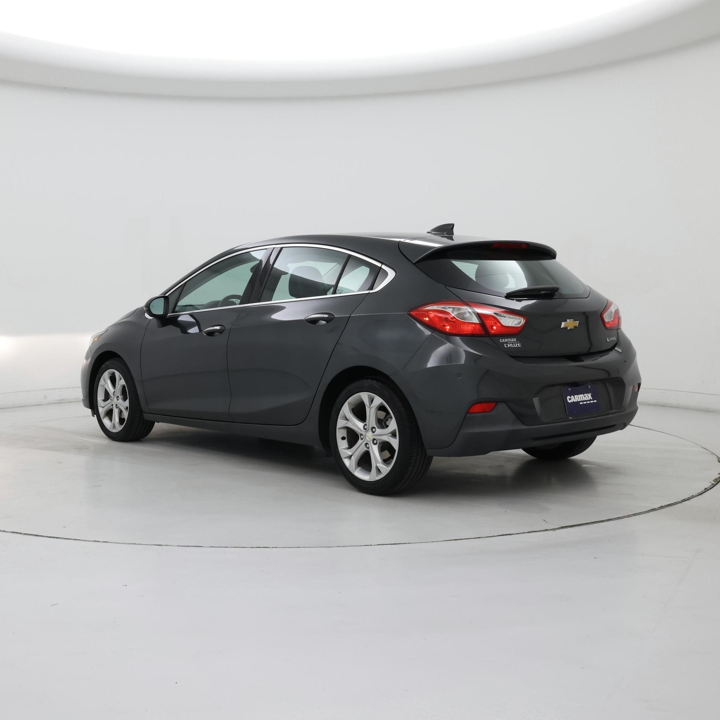 Thumbnail: 2017 Chevrolet Cruze - 2