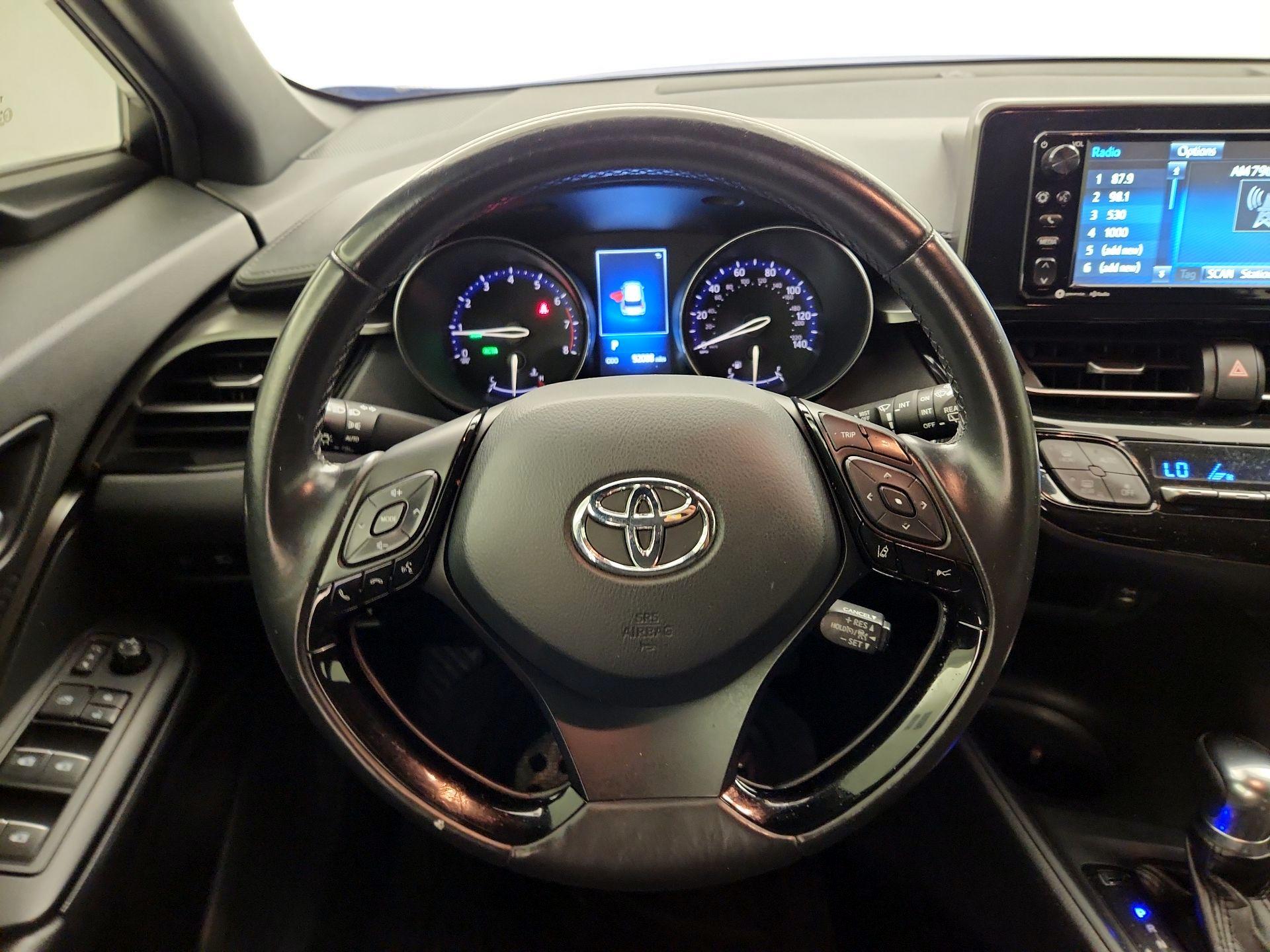 Thumbnail: 2018 Toyota C-HR - 10