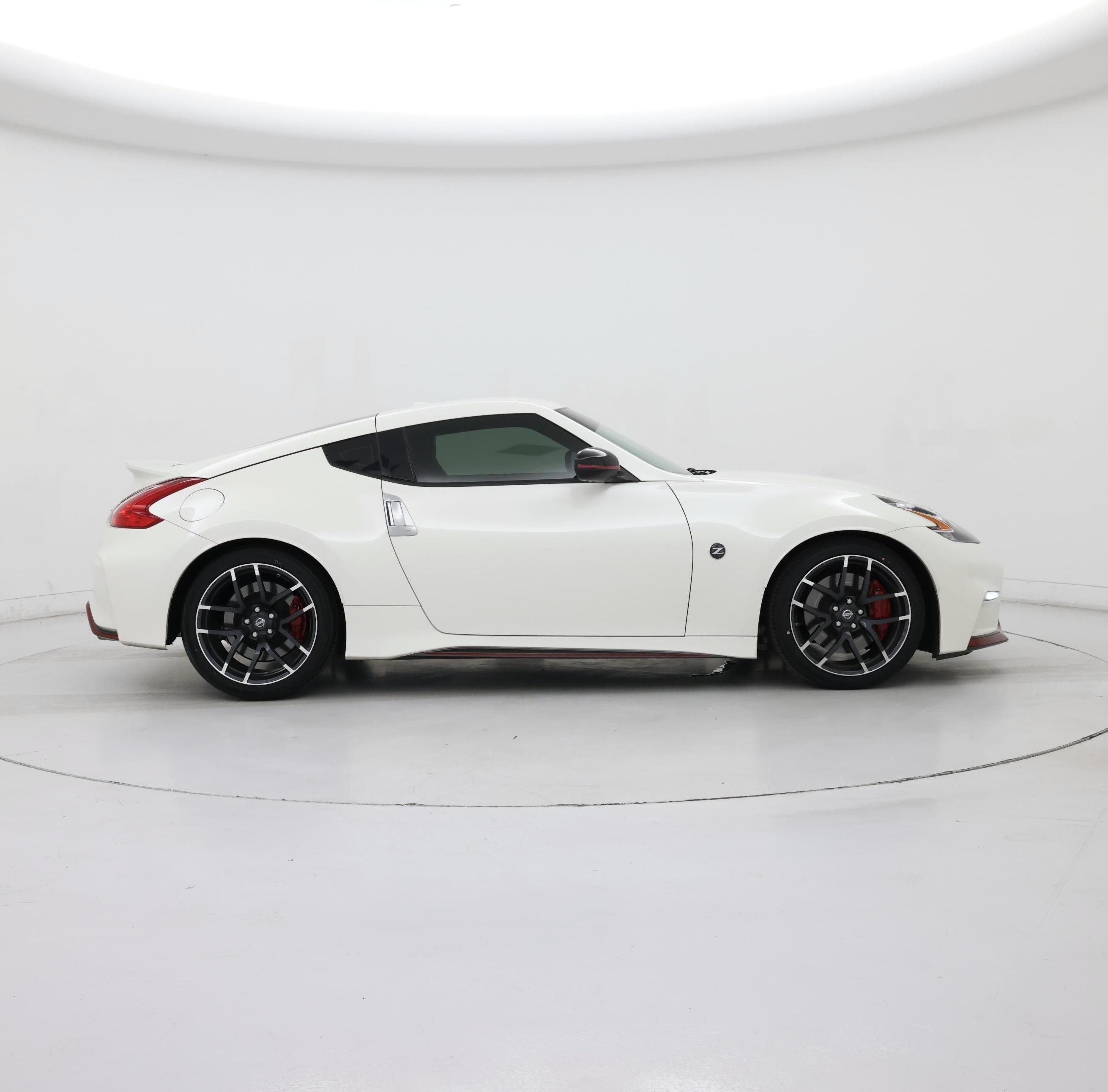 Thumbnail: 2017 Nissan Z - 7