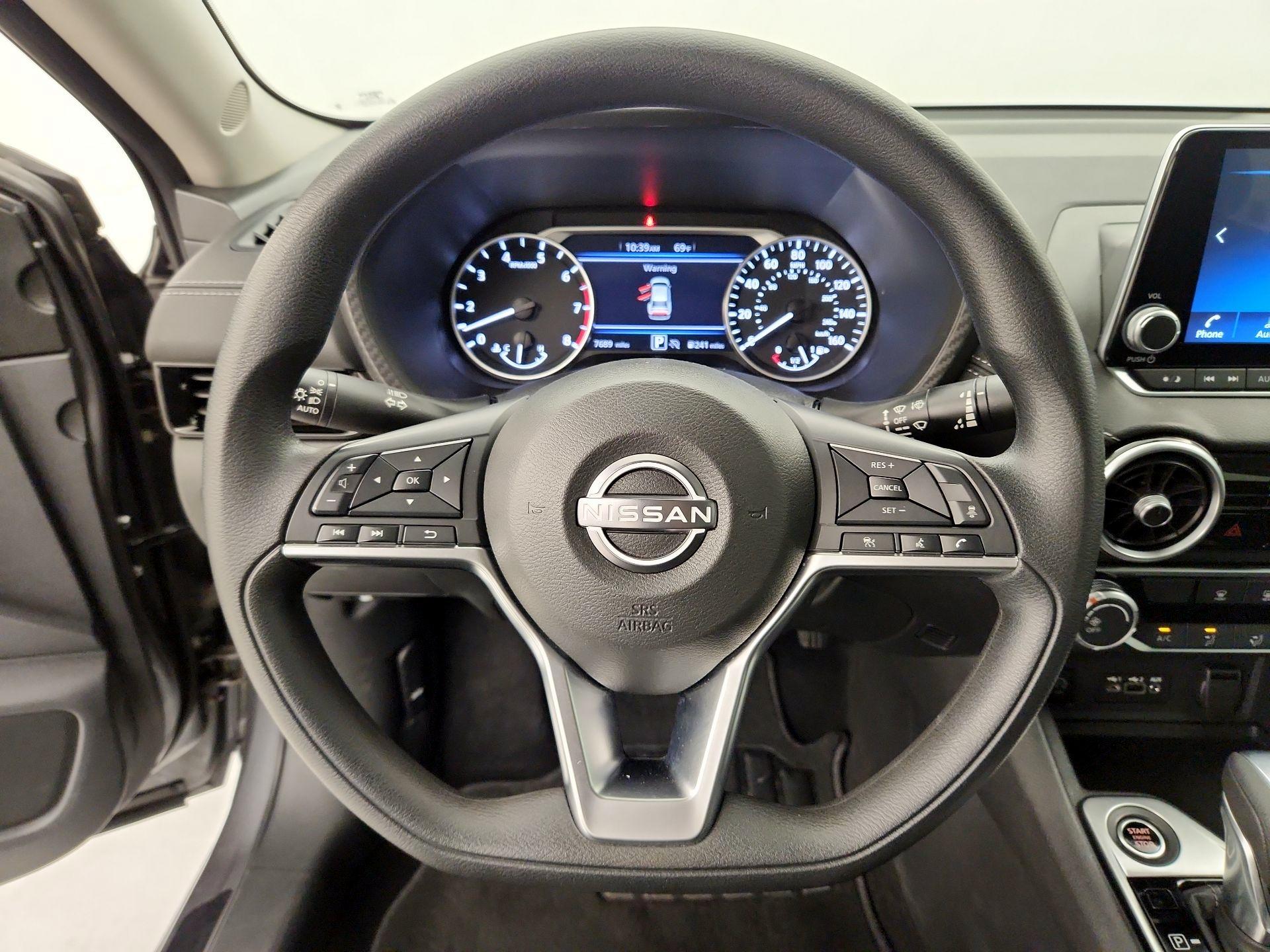 Thumbnail: 2024 Nissan Sentra - 10