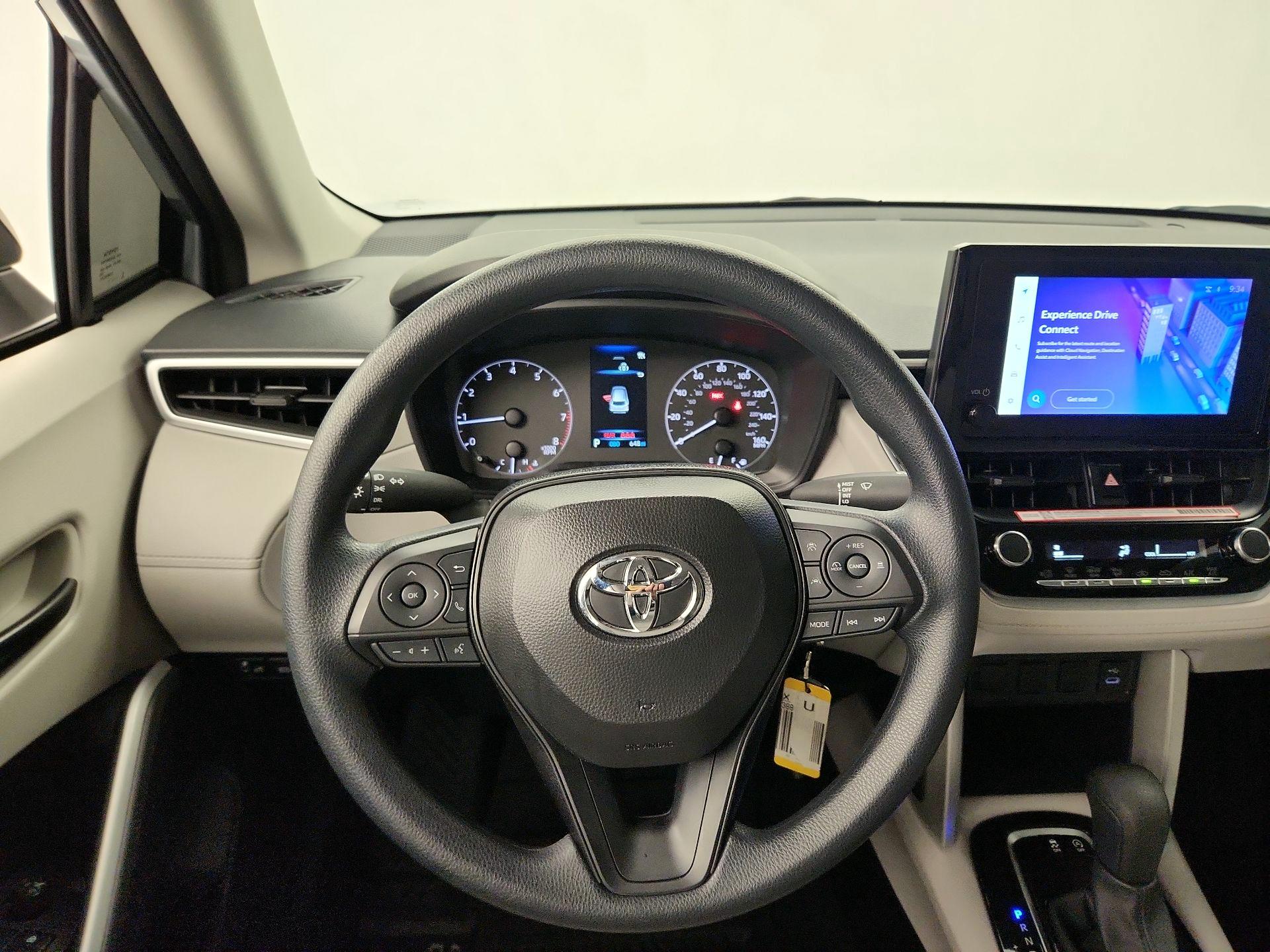 Thumbnail: 2025 Toyota Corolla Cross - 10