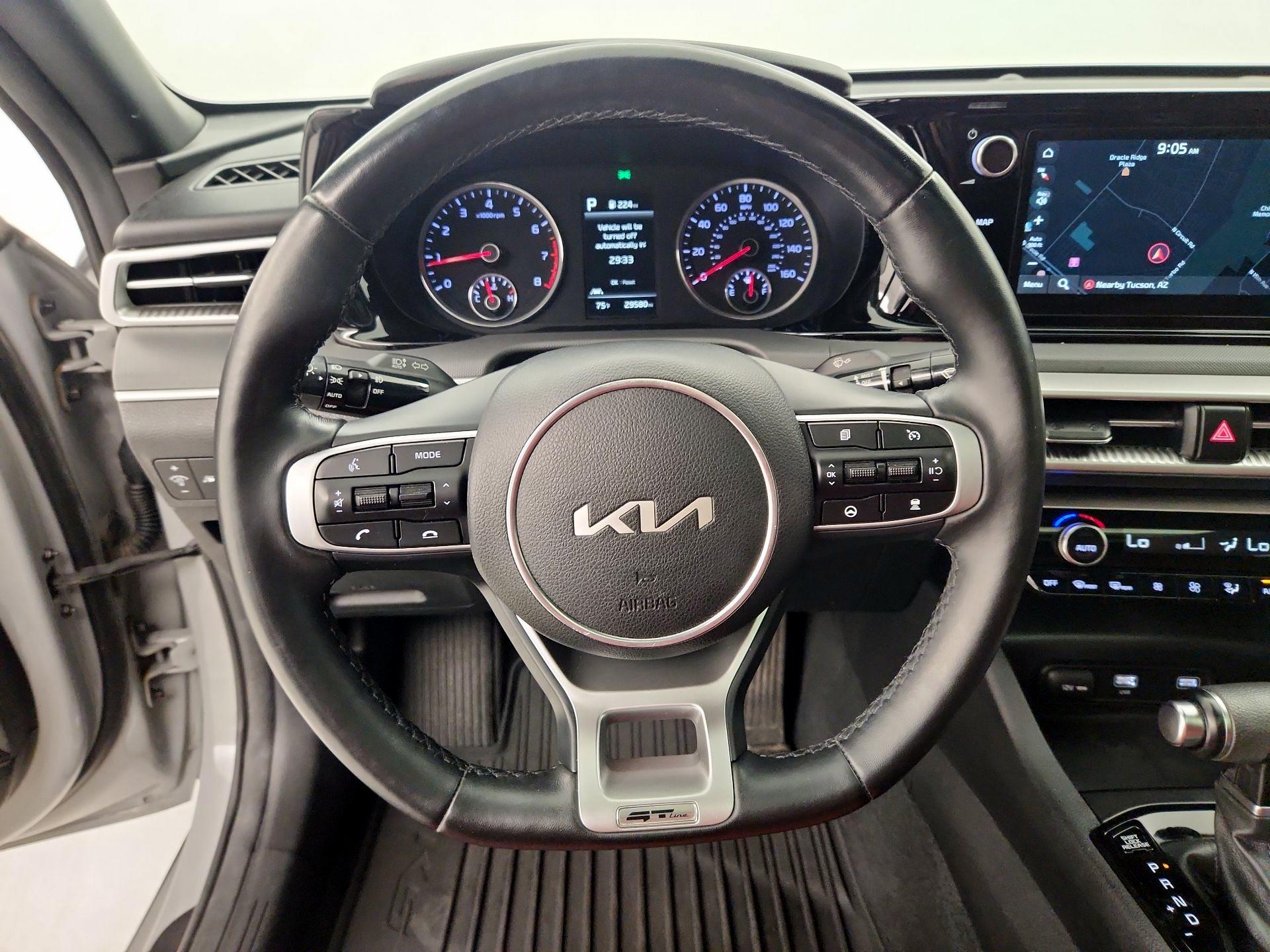 Thumbnail: 2023 Kia K5 - 10