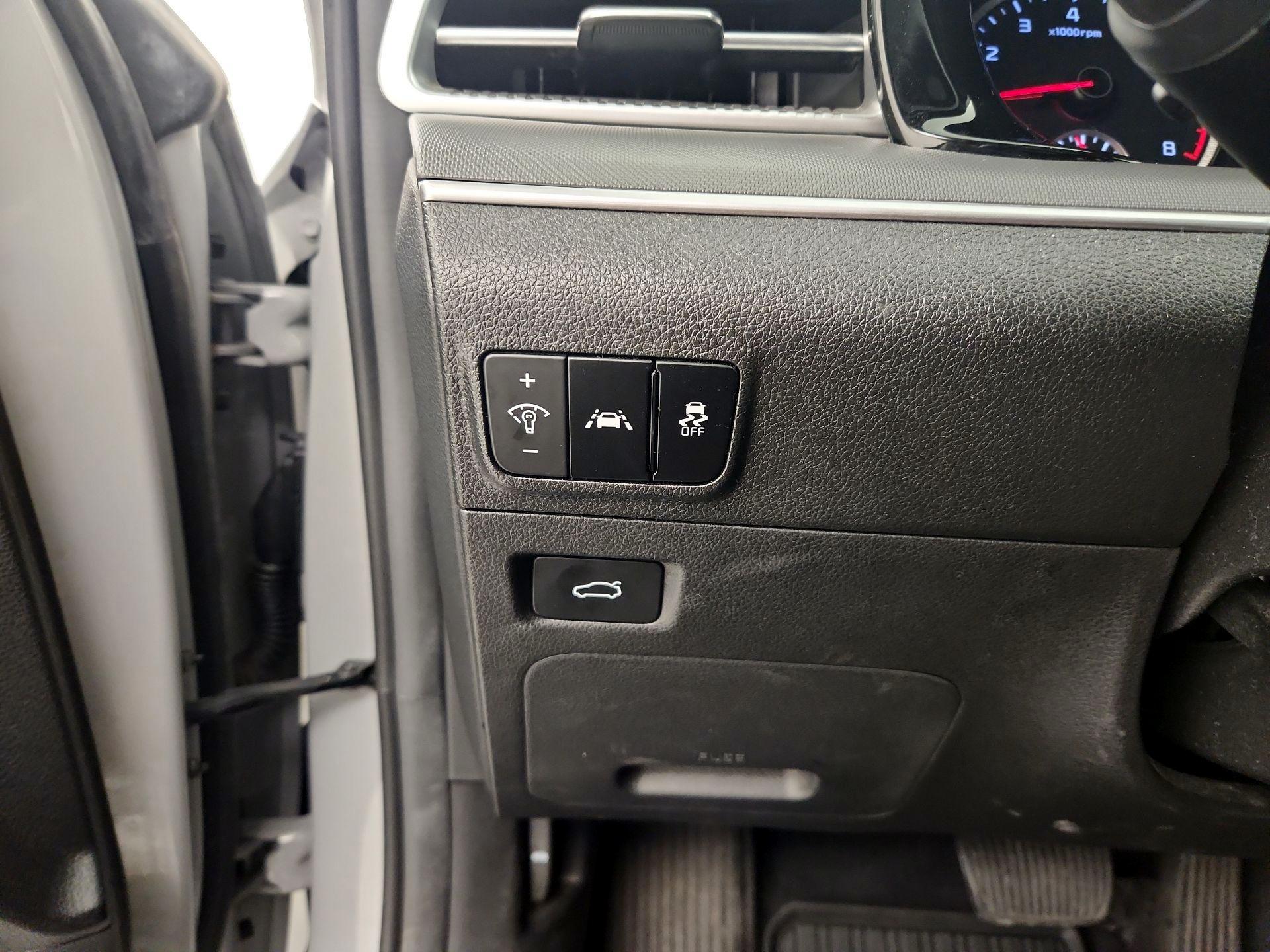 Thumbnail: 2023 Kia K5 - 13