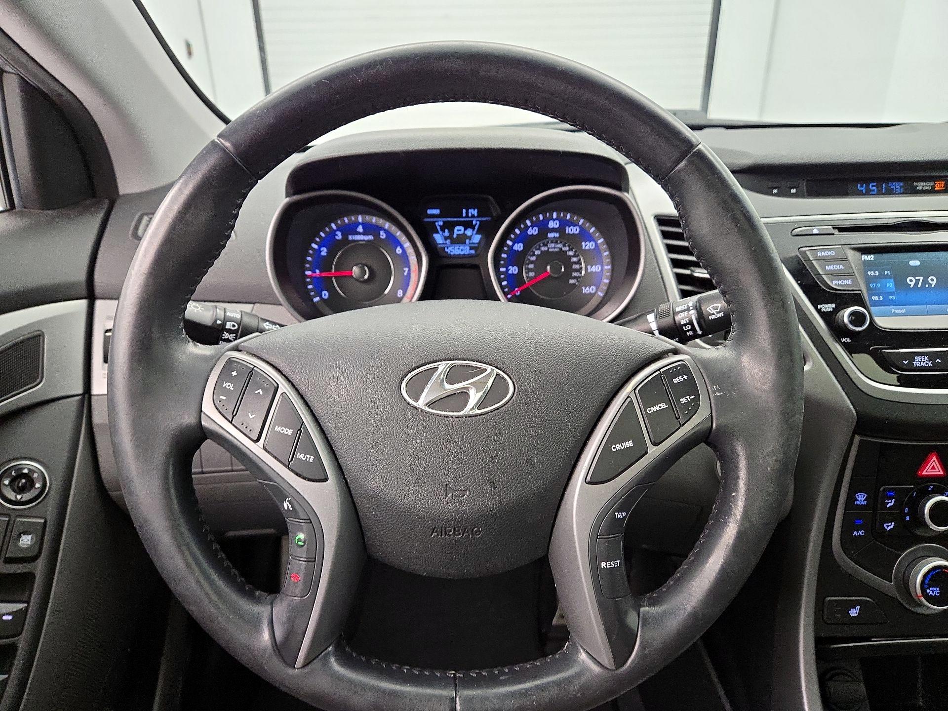 Thumbnail: 2014 Hyundai Elantra - 10