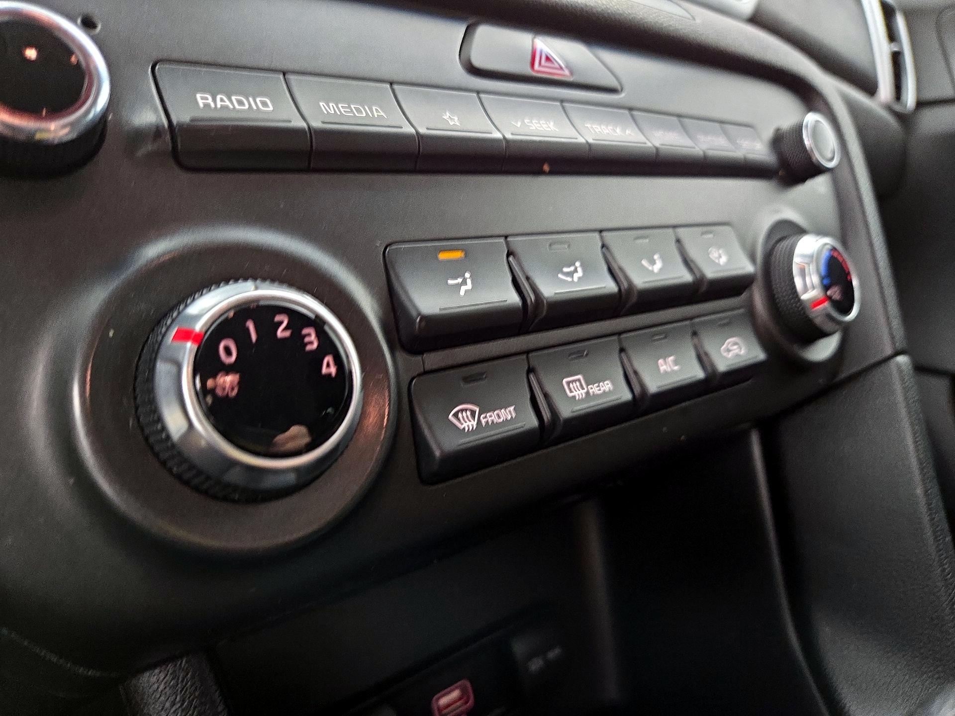 Thumbnail: 2021 Kia Sportage - 16