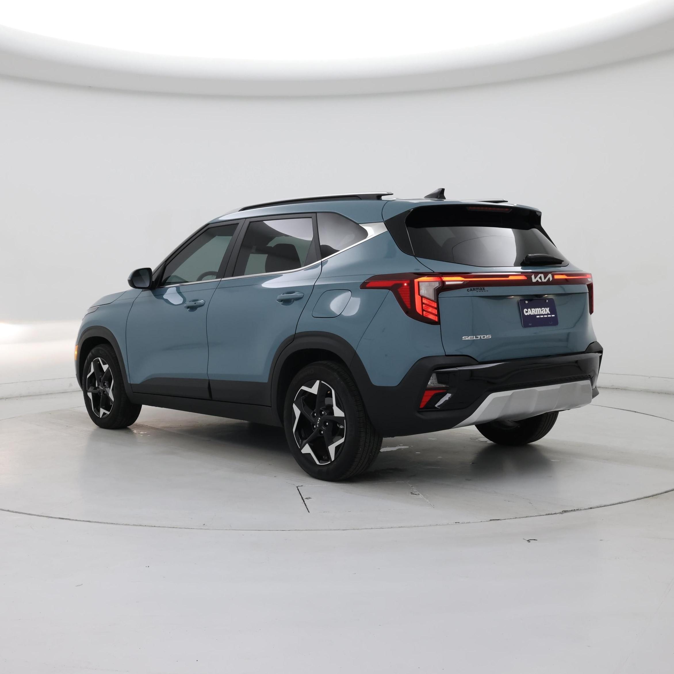 Thumbnail: 2024 Kia Seltos - 2