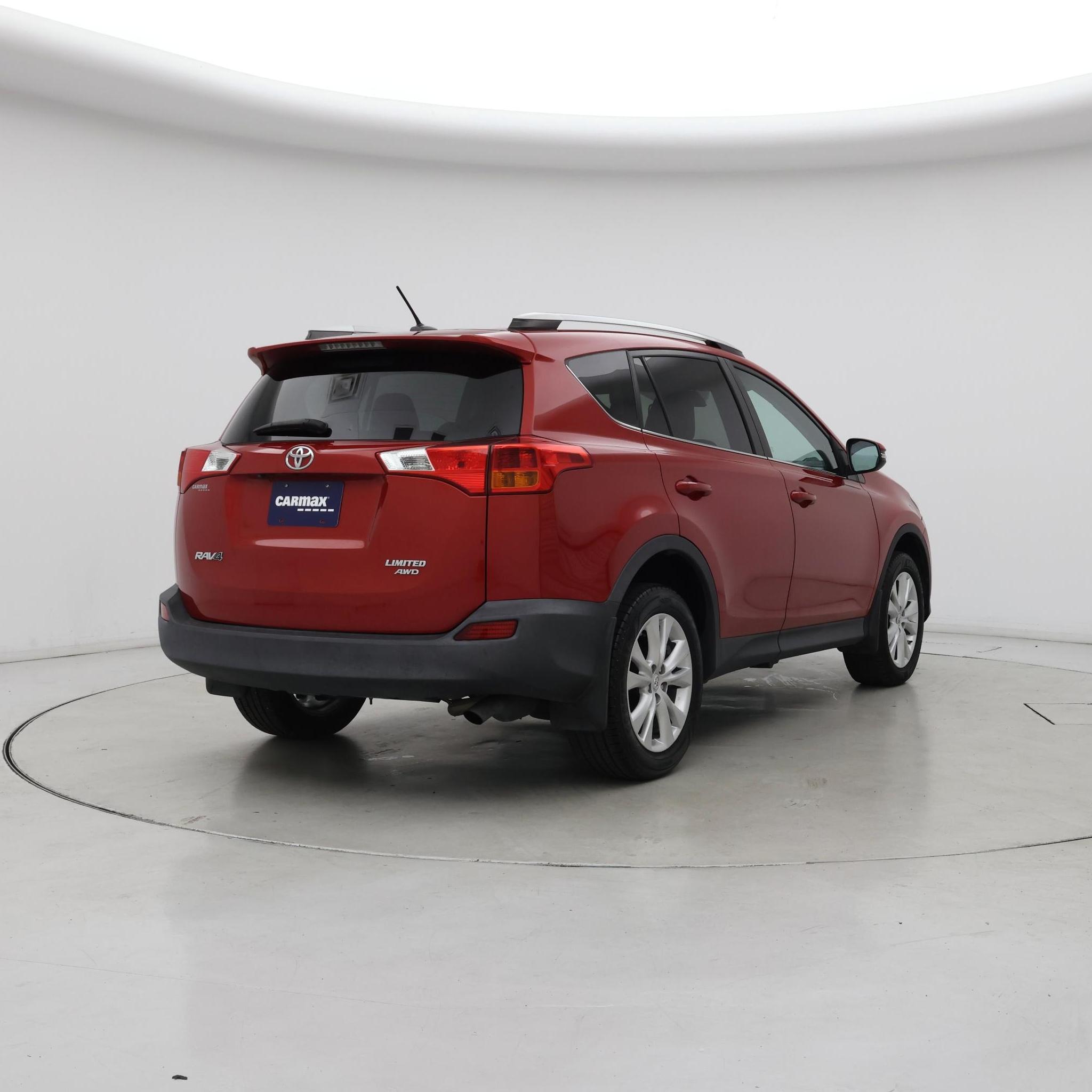 Thumbnail: 2015 Toyota RAV4 - 8