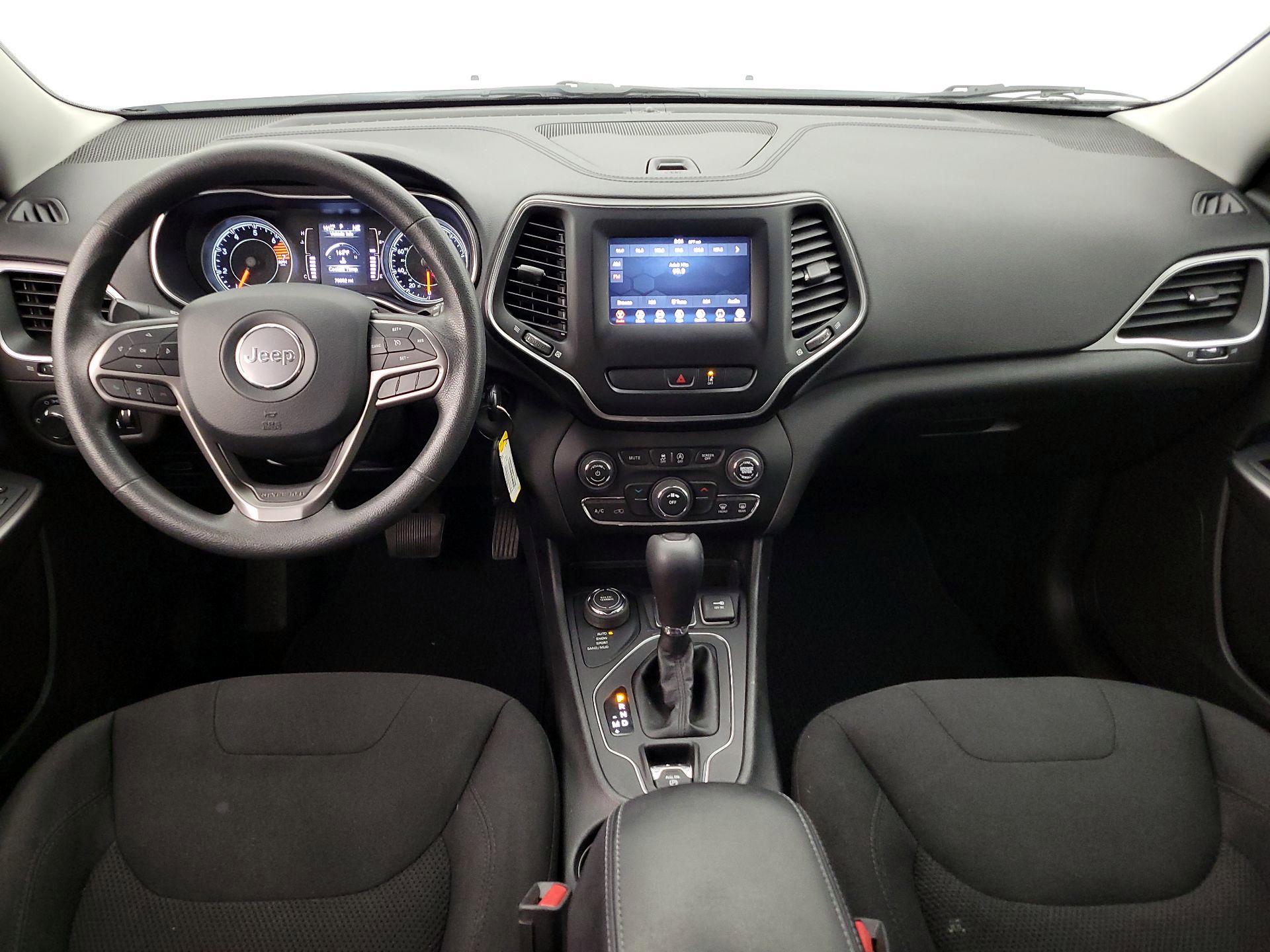 Thumbnail: 2021 Jeep Cherokee - 9