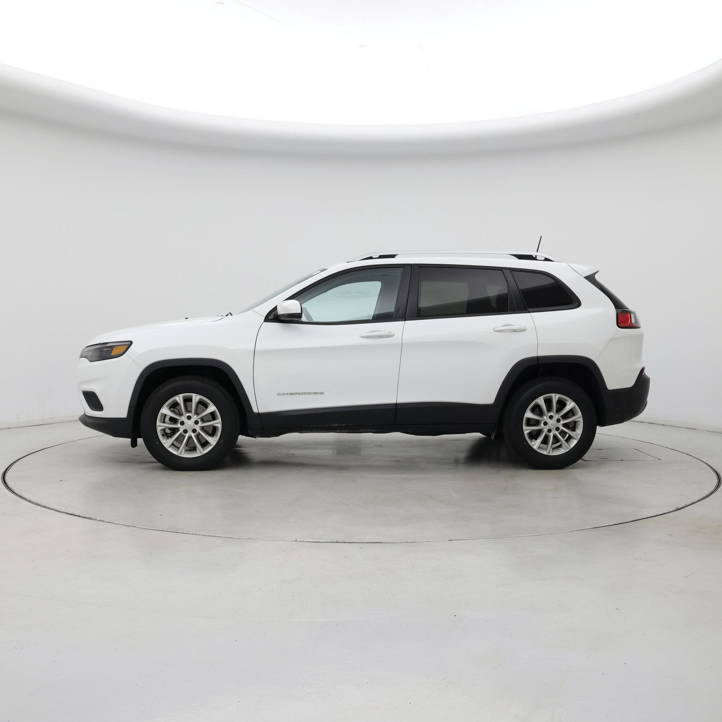 Thumbnail: 2021 Jeep Cherokee - 3