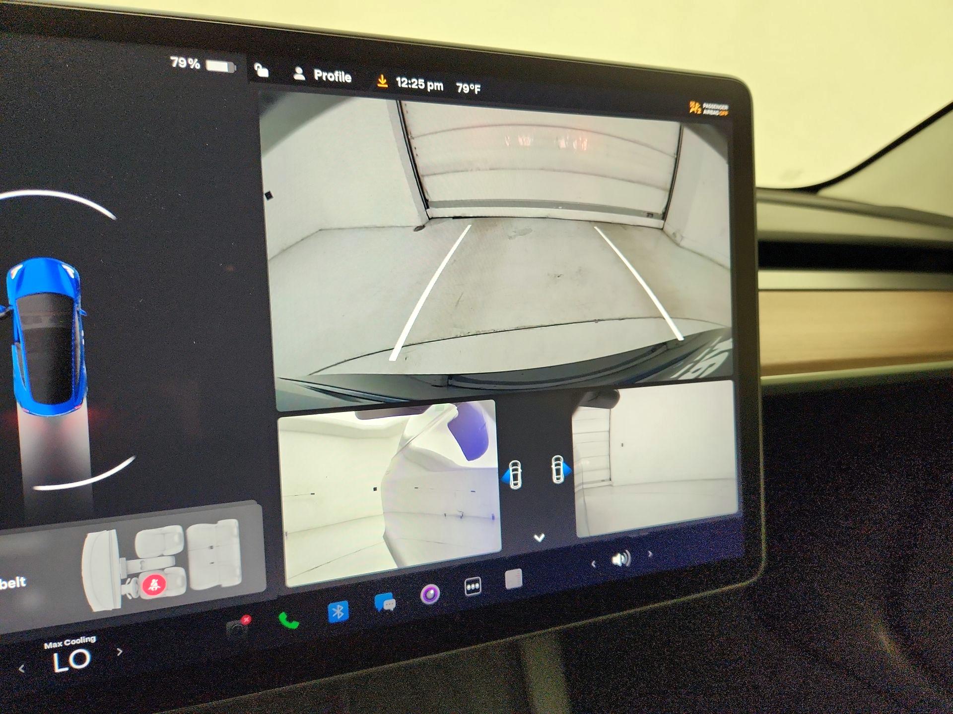 Thumbnail: 2022 Tesla Model 3 - 15