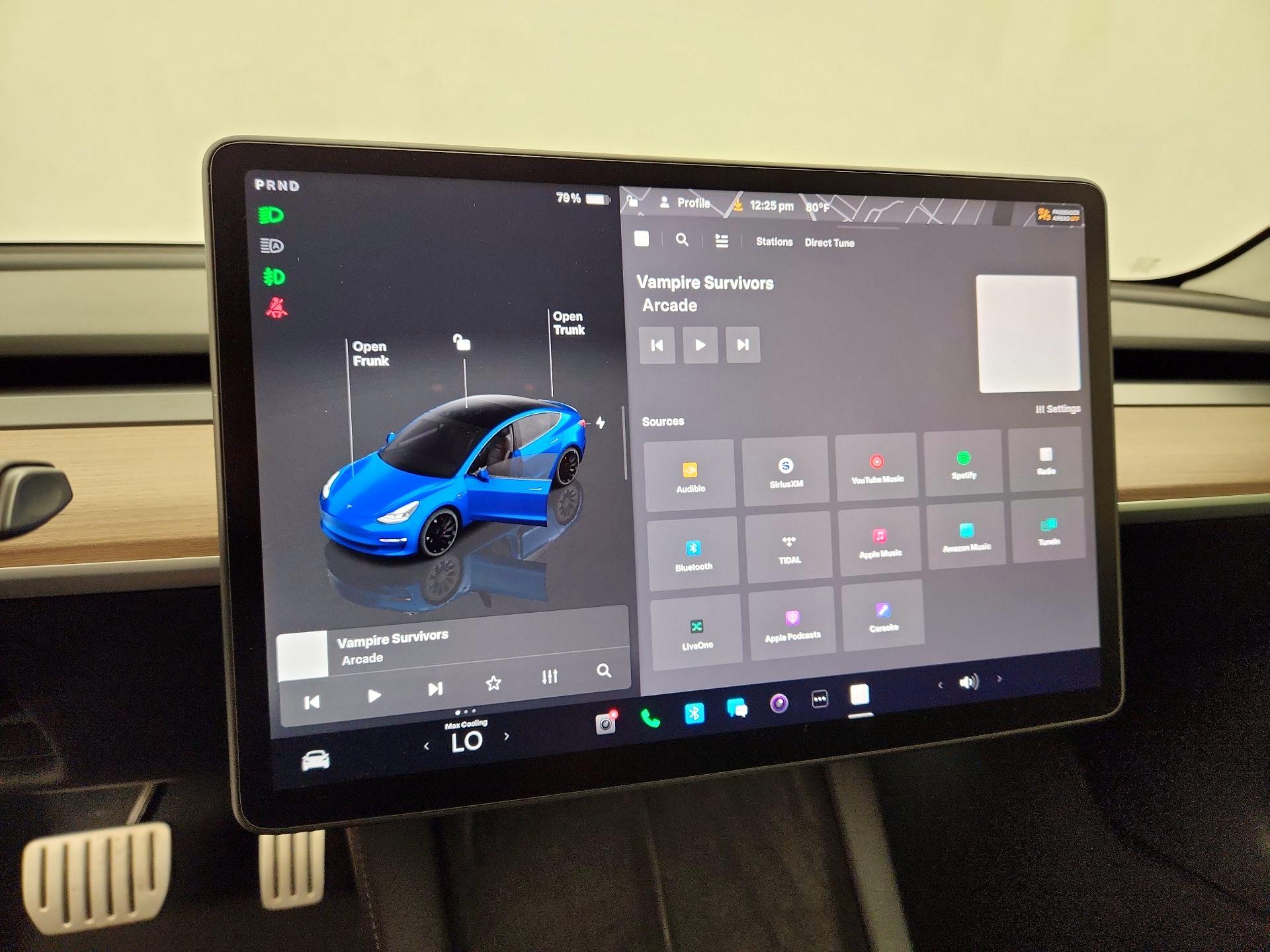 Thumbnail: 2022 Tesla Model 3 - 16