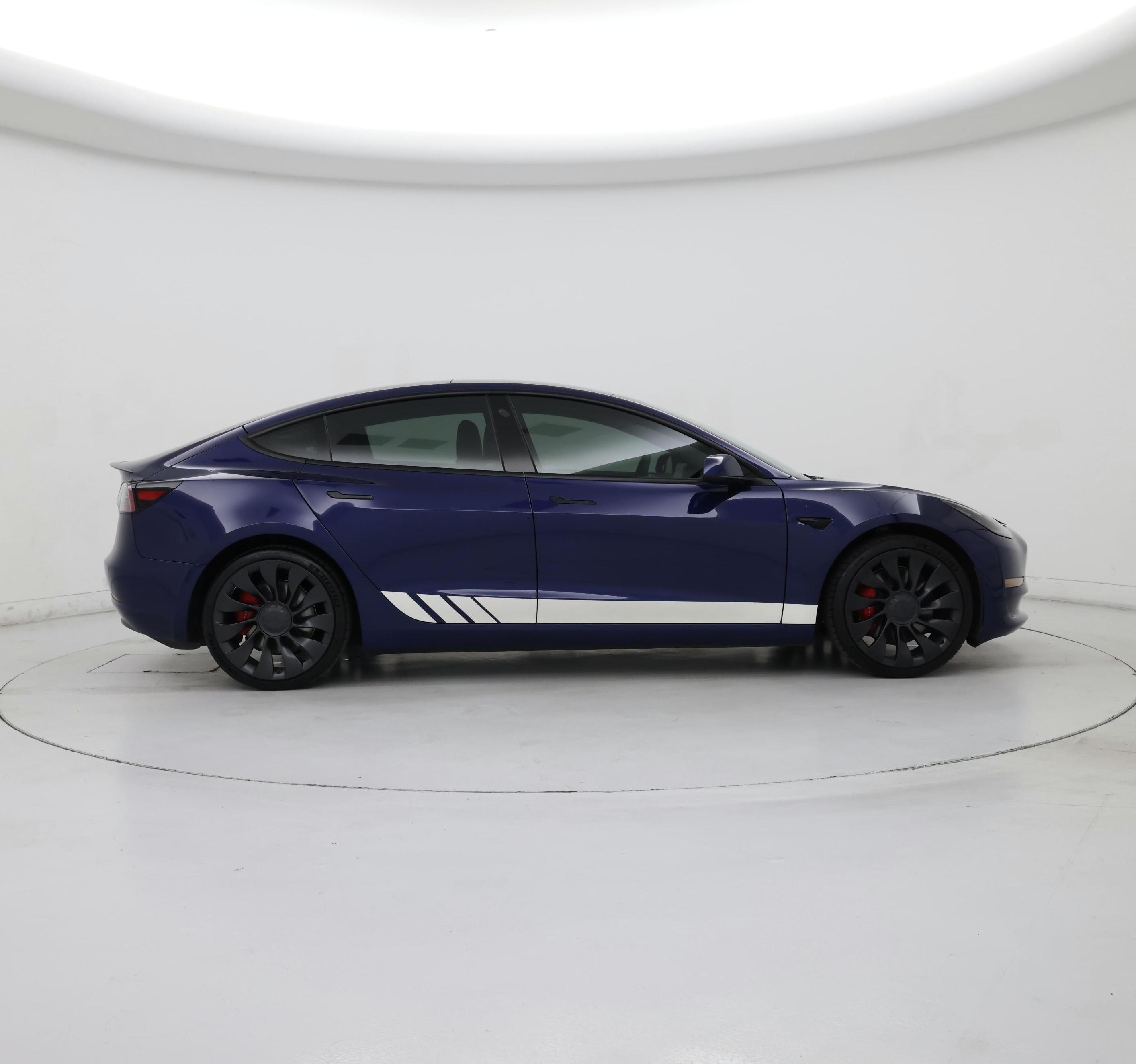 Thumbnail: 2022 Tesla Model 3 - 7