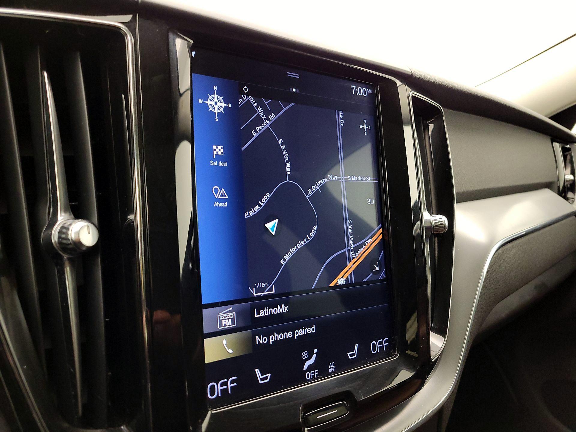 Thumbnail: 2018 Volvo XC60 - 14