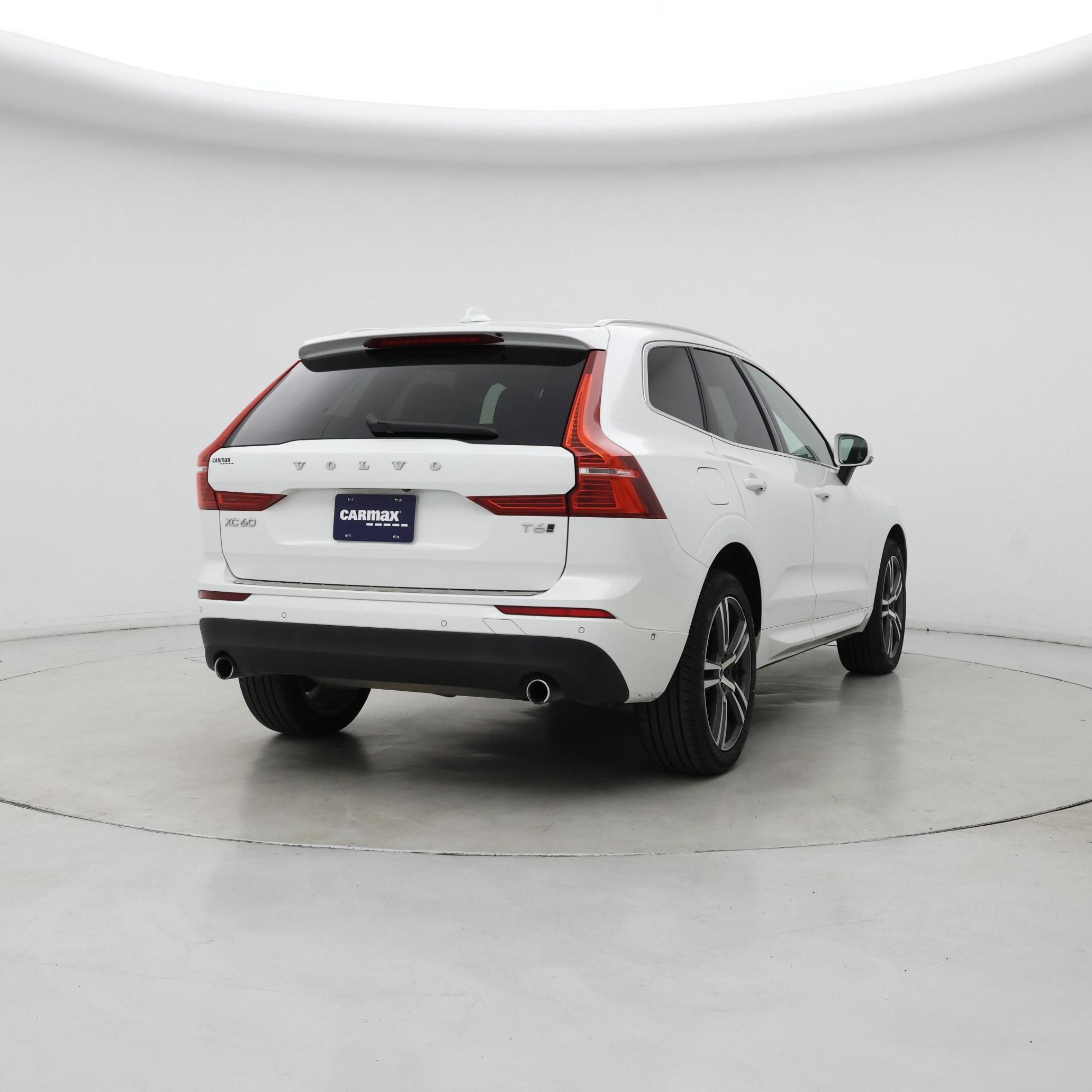 Thumbnail: 2018 Volvo XC60 - 8