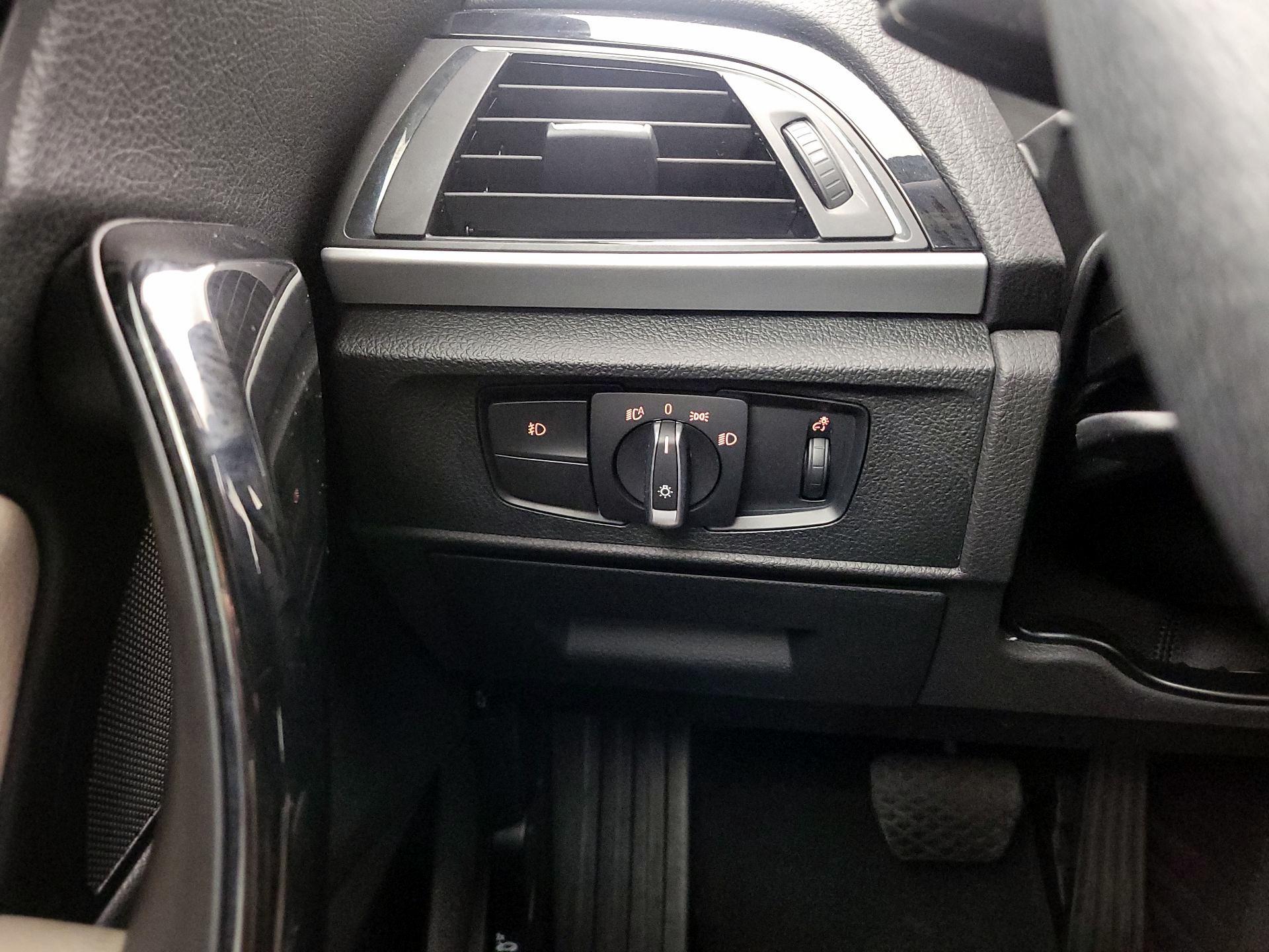 Thumbnail: 2016 BMW 2 Series - 13