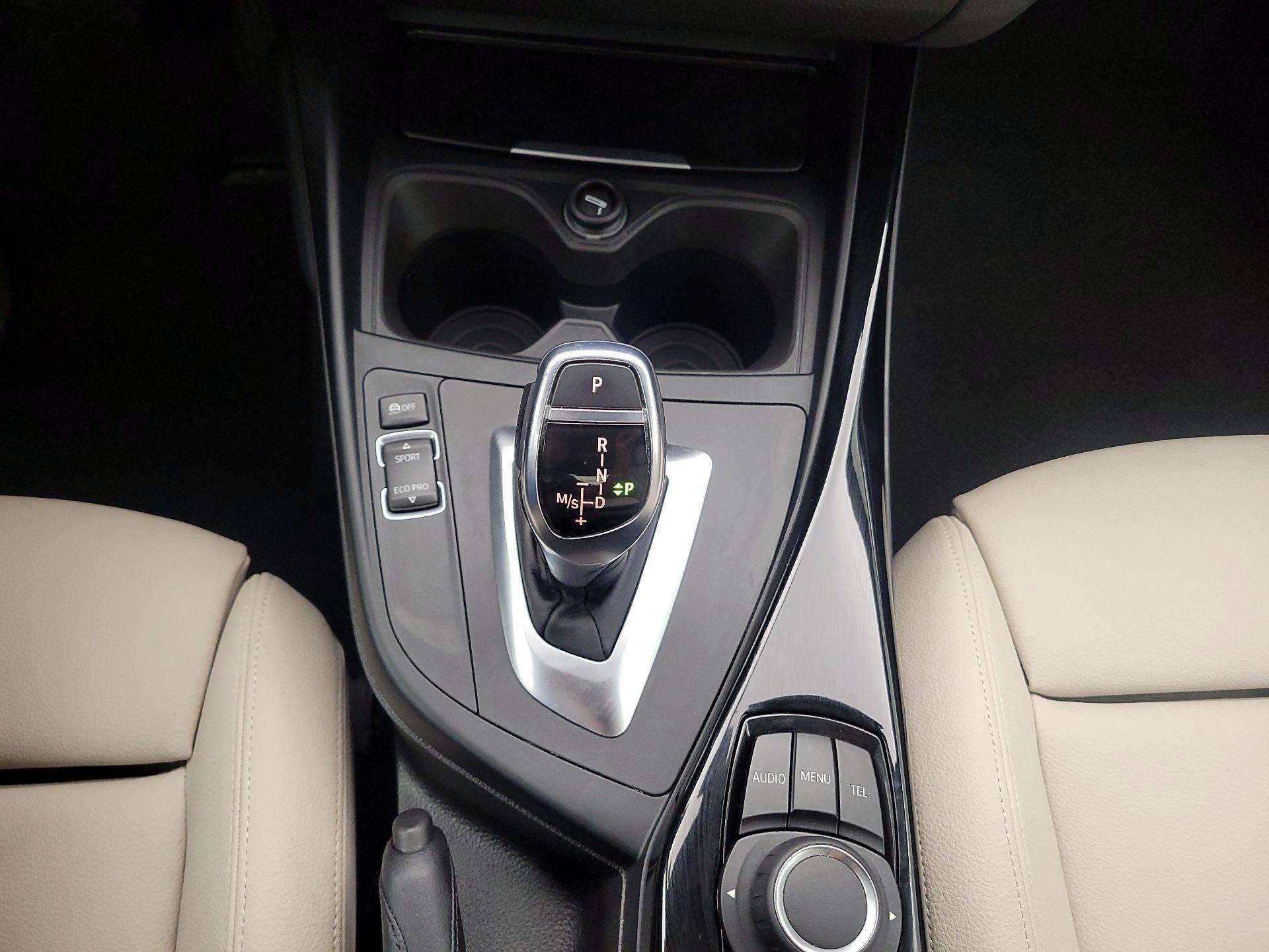 Thumbnail: 2016 BMW 2 Series - 16